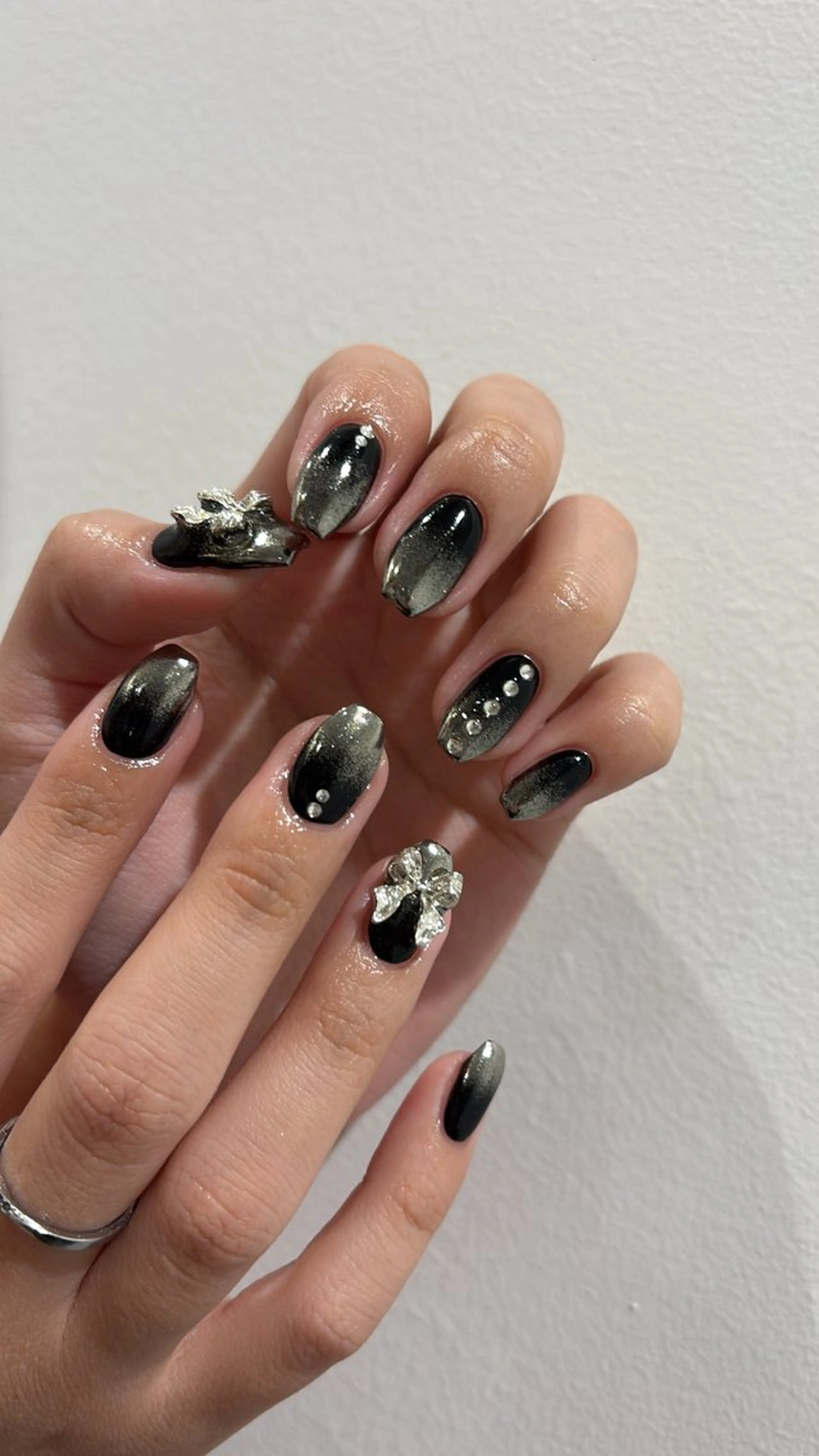 ネイル ハンドネイル tote. airiのネイルデザイン