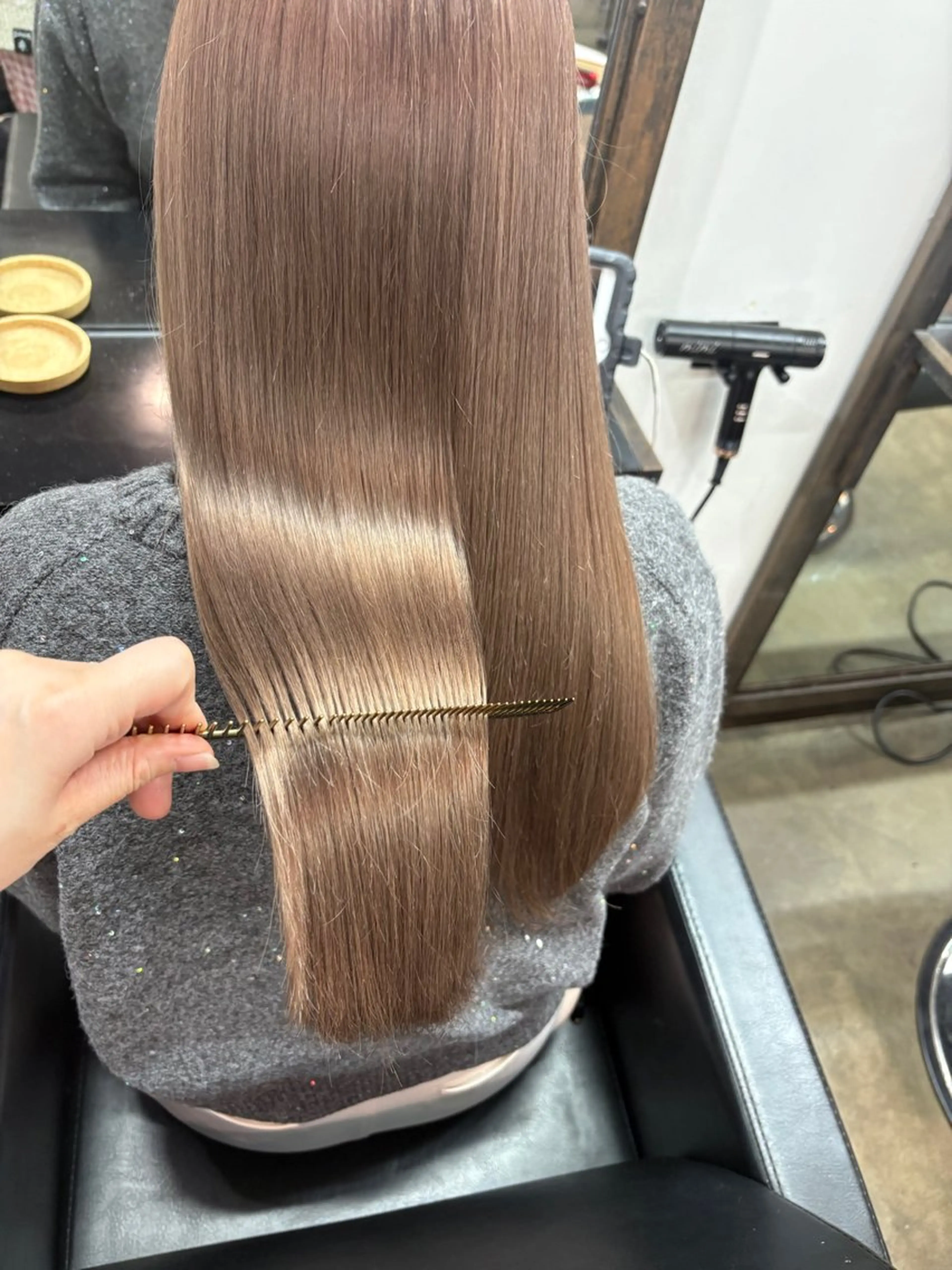 セミロング カラー ヘアカラー ✨最安値✨エクステ カラー🌼つきな🌼のヘアスタイル