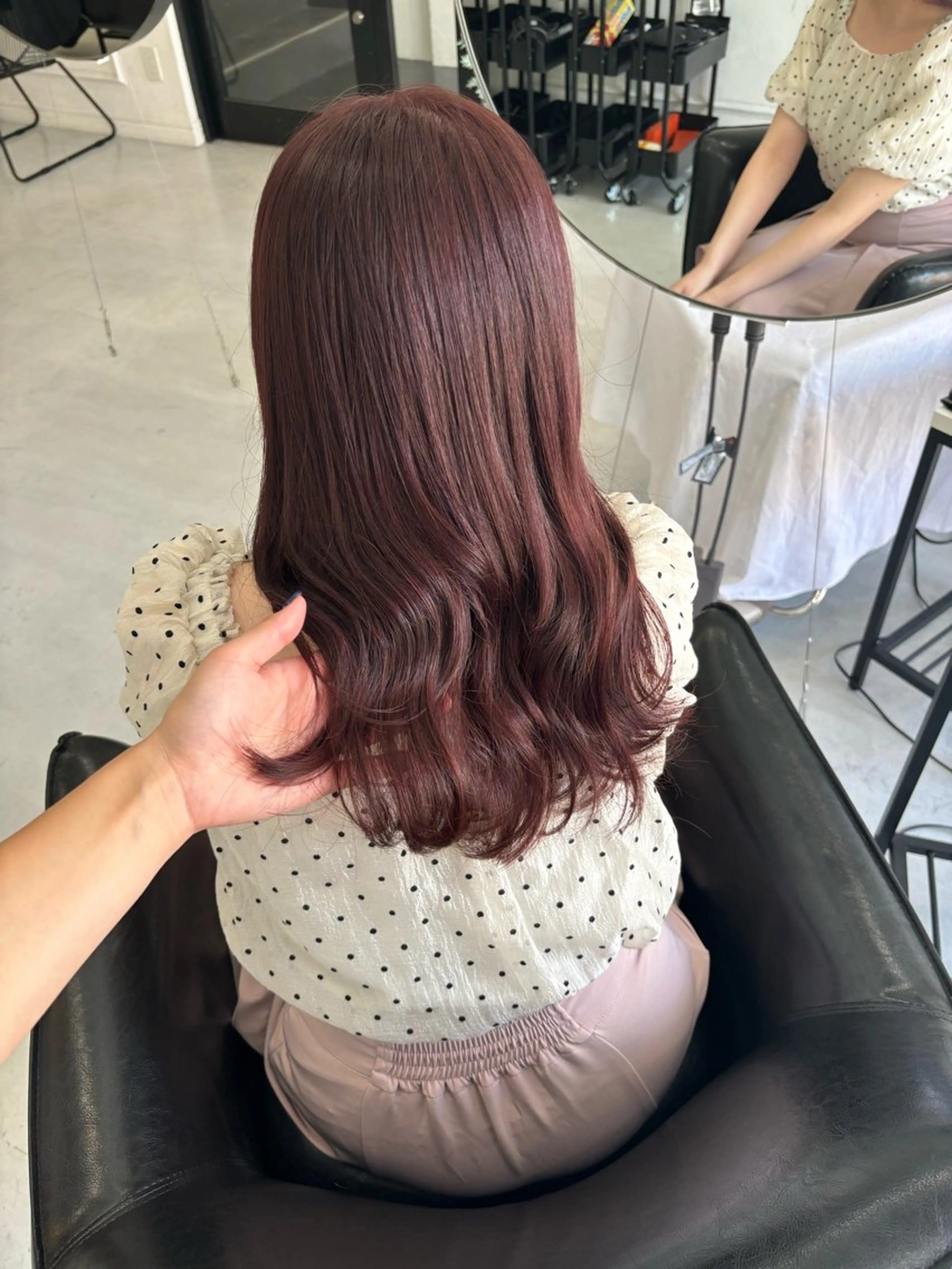 カラー ブリーチ ブリーチなしカラー ピンクカラー MaisonHALU 松浦光咲のヘアスタイル