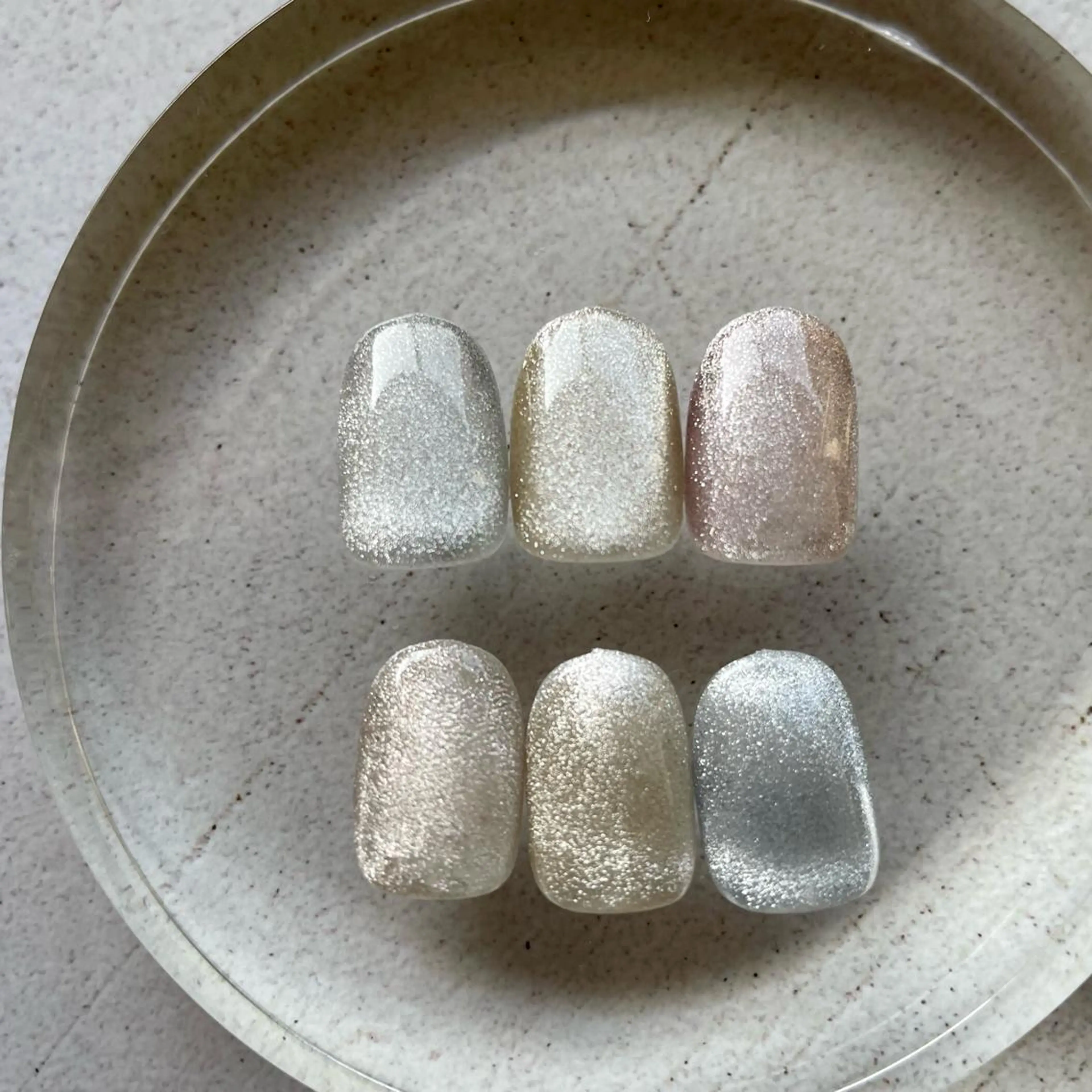 ネイル マグネットネイル 丹(TAN.) akariのネイルデザイン