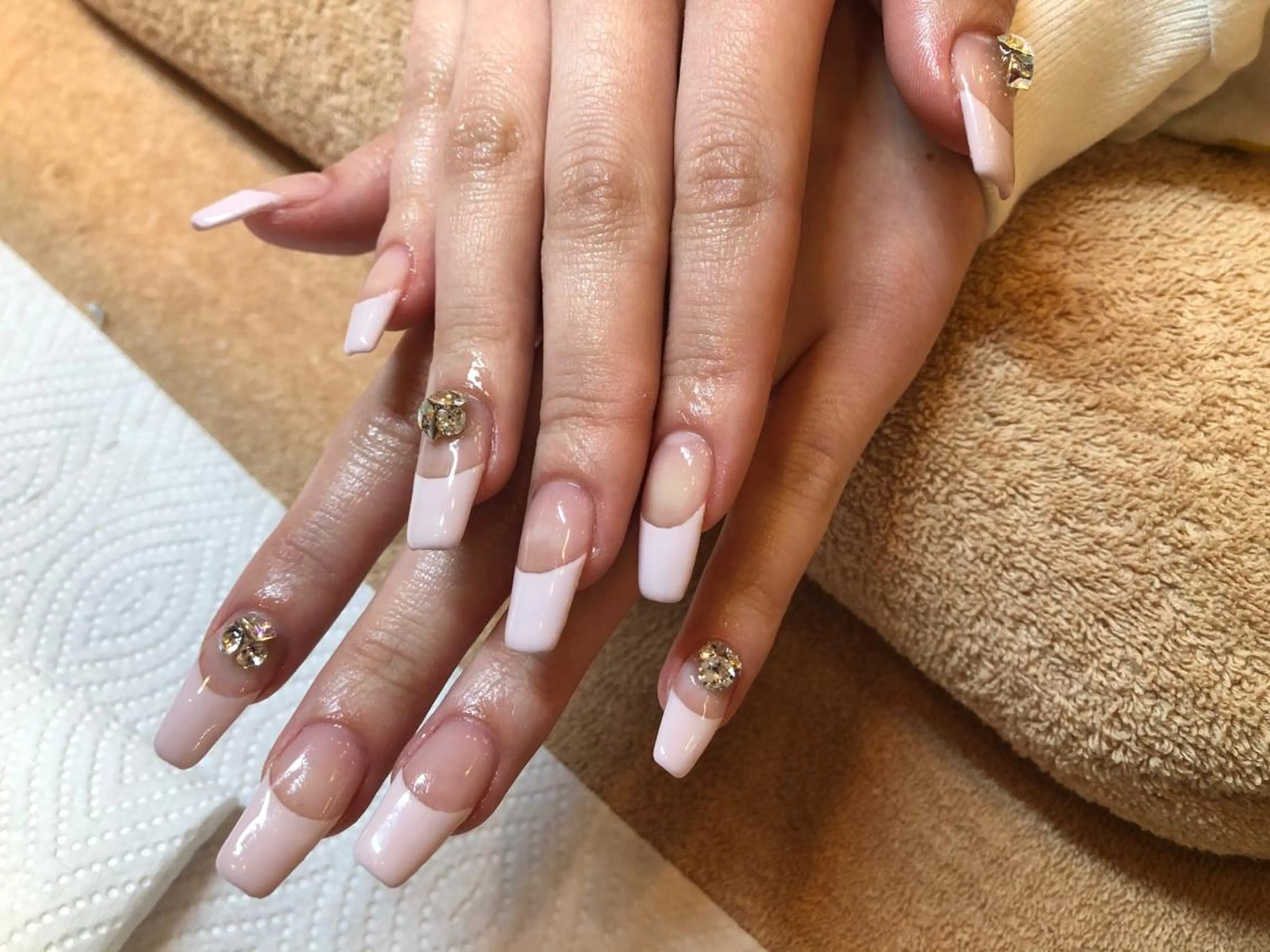 ネイル 【尾下】 ロイヤル•セラピストのネイルデザイン