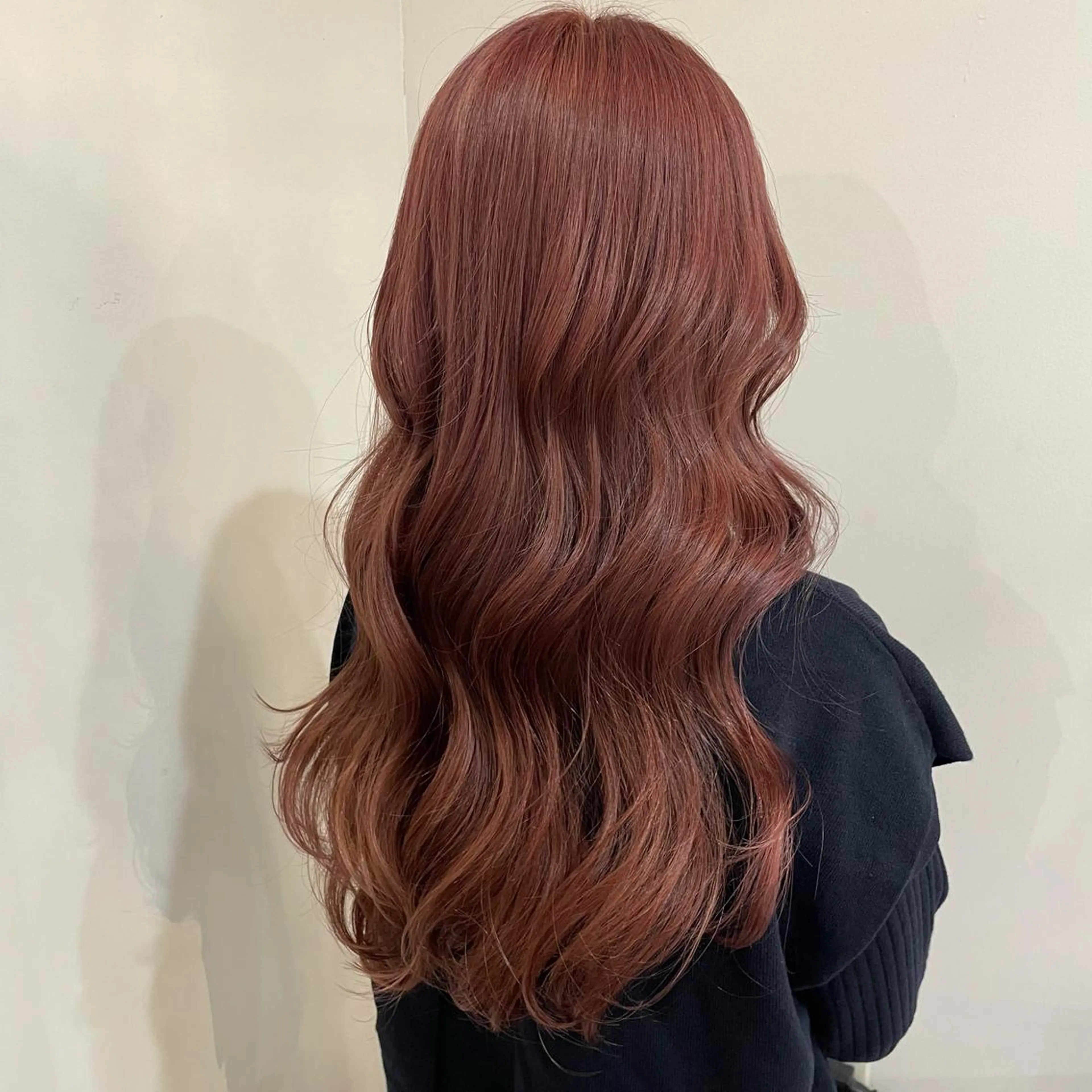 ロング カラー ピンクカラー Lolonois梅田 /Okazaki:)のヘアスタイル