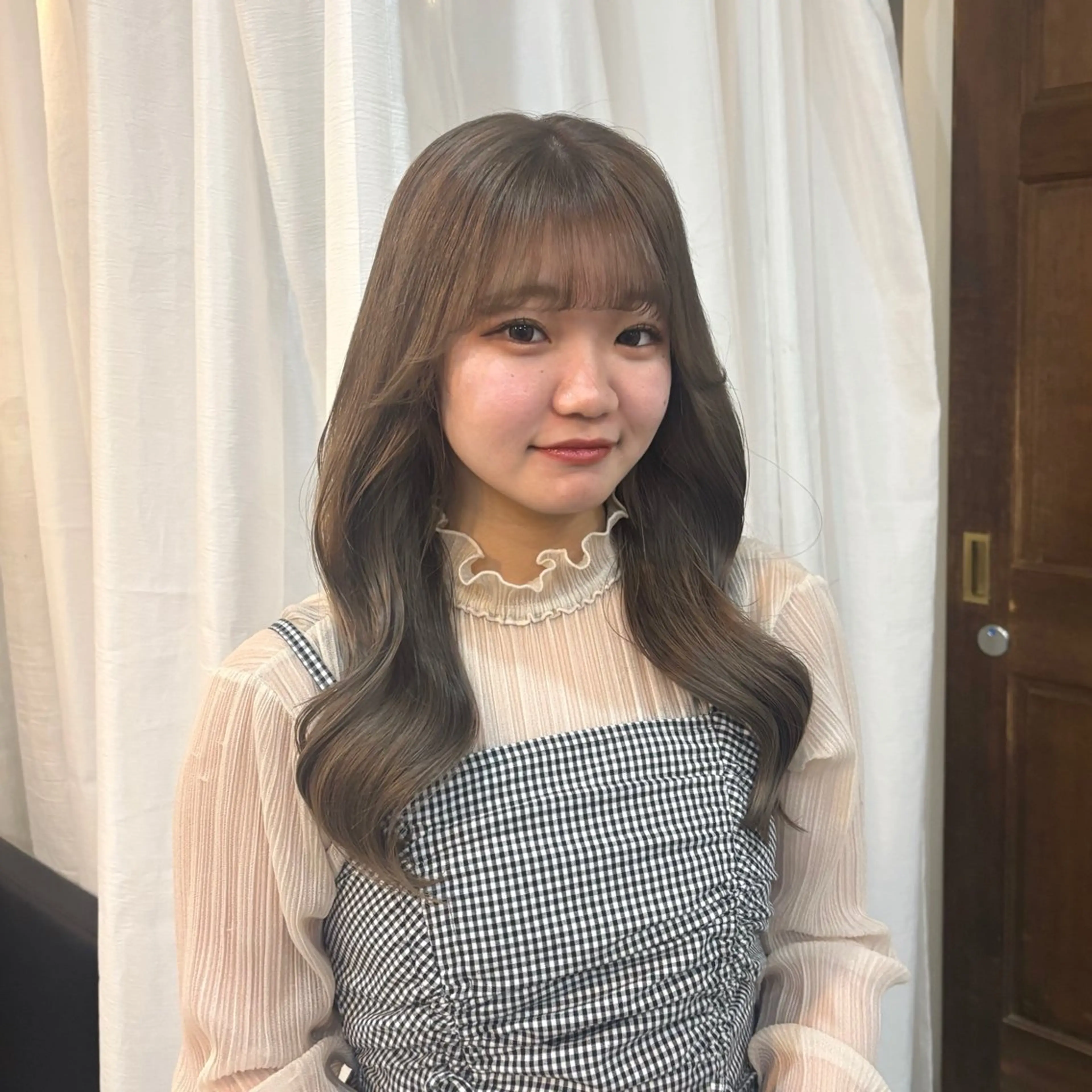 ロング カラー カット ヘアカラー ゆうめ 透明感カラー /韓国風レイヤーのヘアスタイル