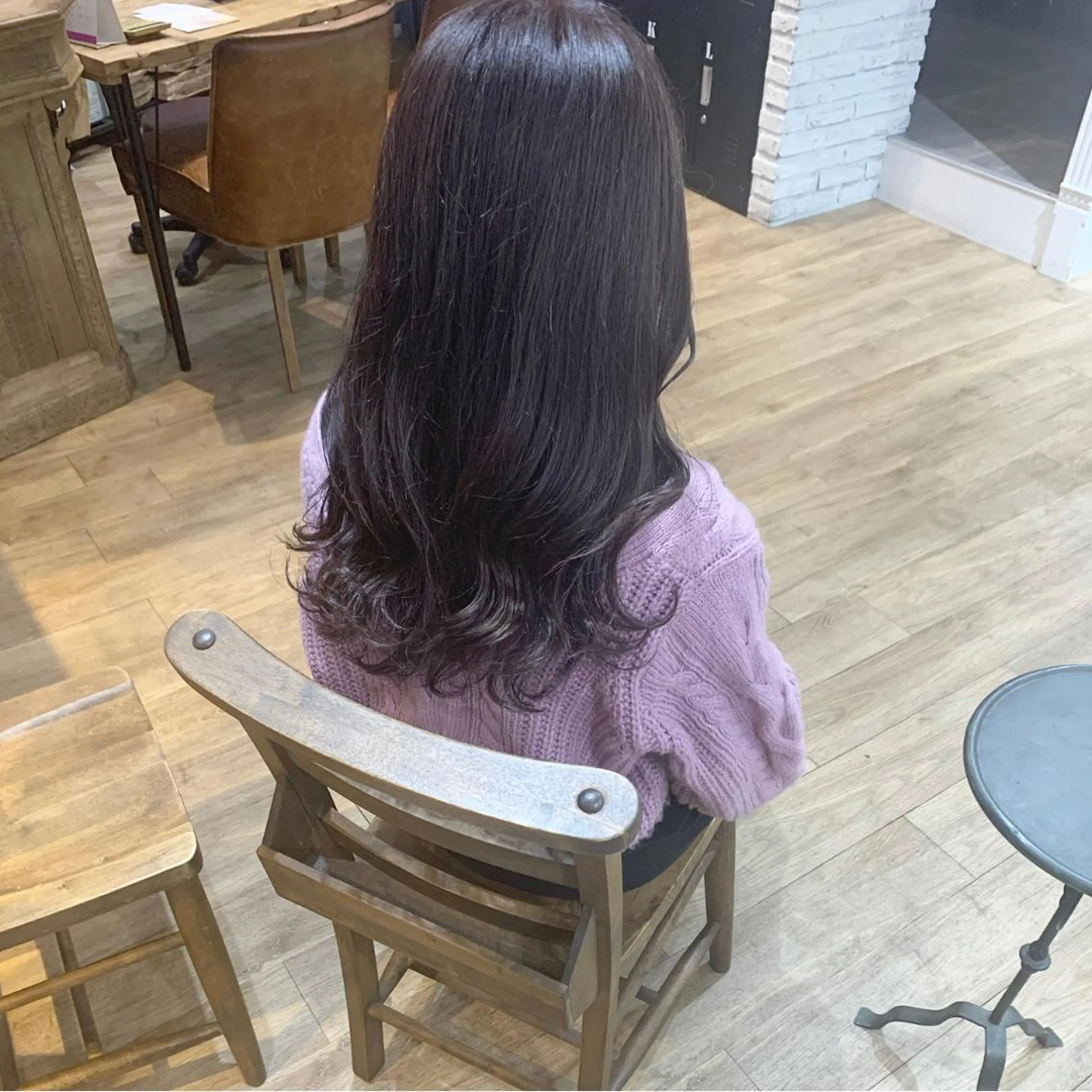 ロング カラー いけだ　ひかり ハイライトくびれヘアのヘアスタイル