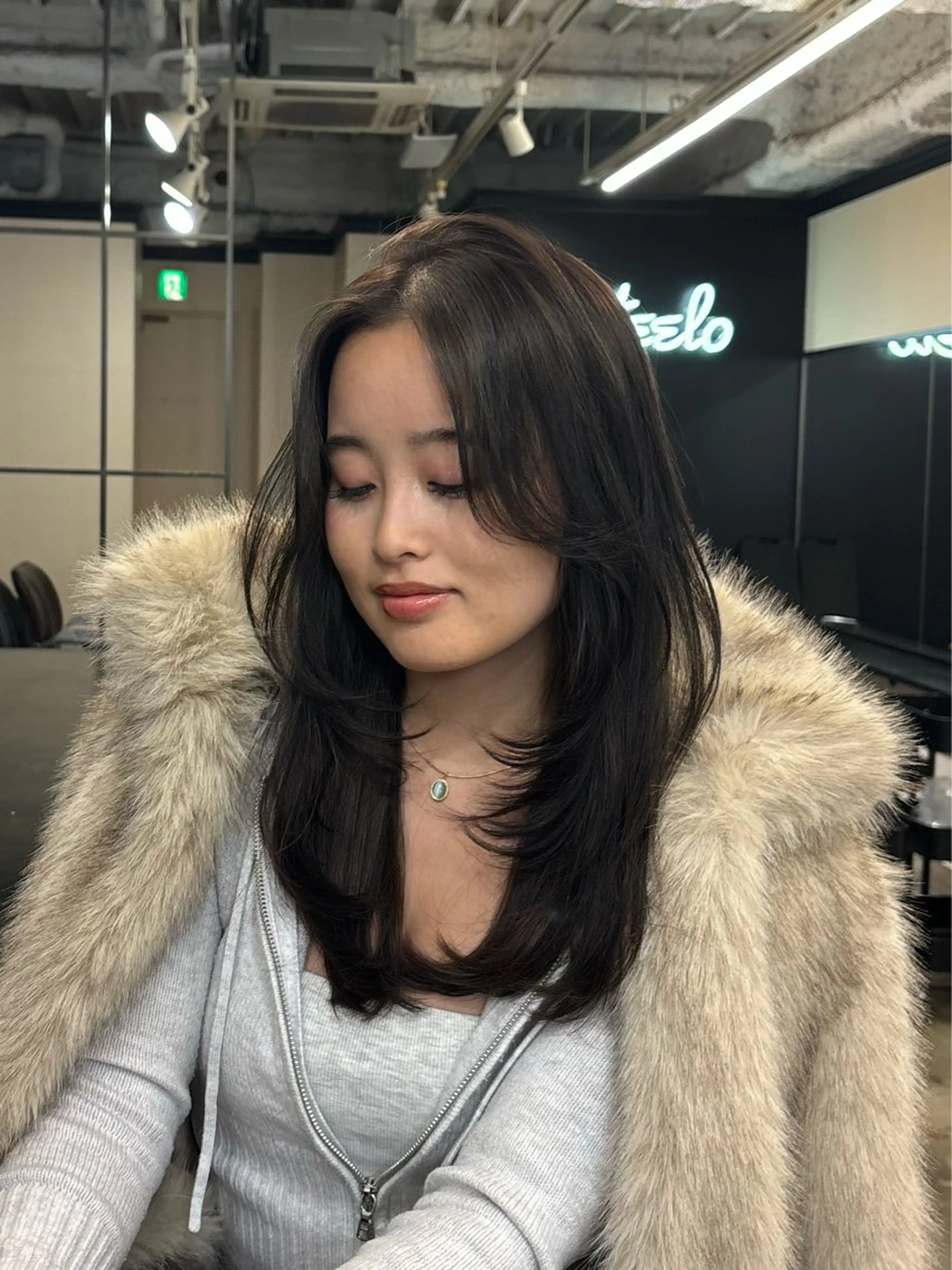 セミロング カット ヘアカラー トリートメント オリーブベージュ 🫒🩶Rianaのヘアスタイル