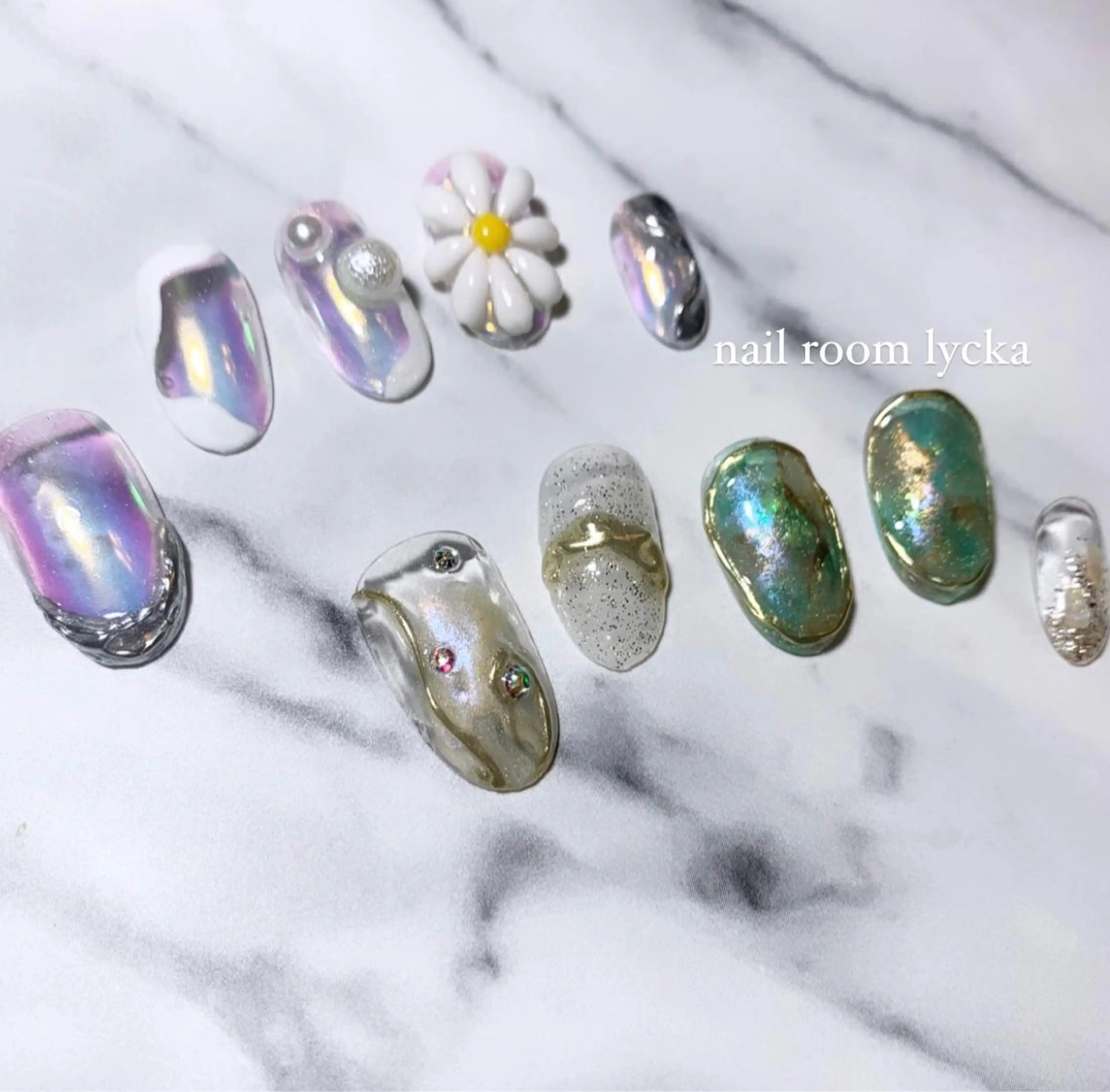 ネイル ﾈｲﾙﾙｰﾑﾘｯｶ 𝐦𝐚𝐲𝐮のネイルデザイン