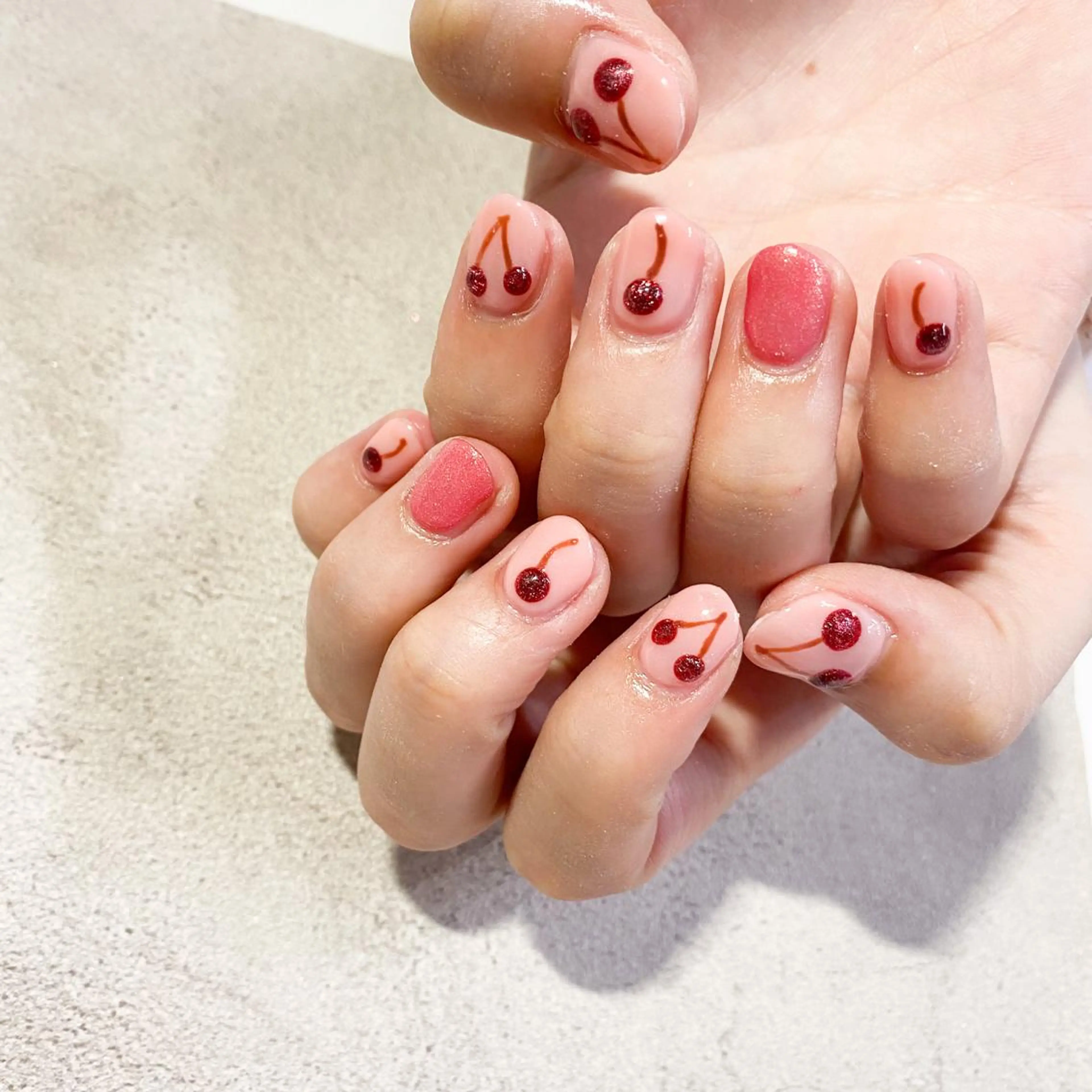 ネイル ハンドネイル ゴテゴテ💙ワンホン リオナのネイルデザイン