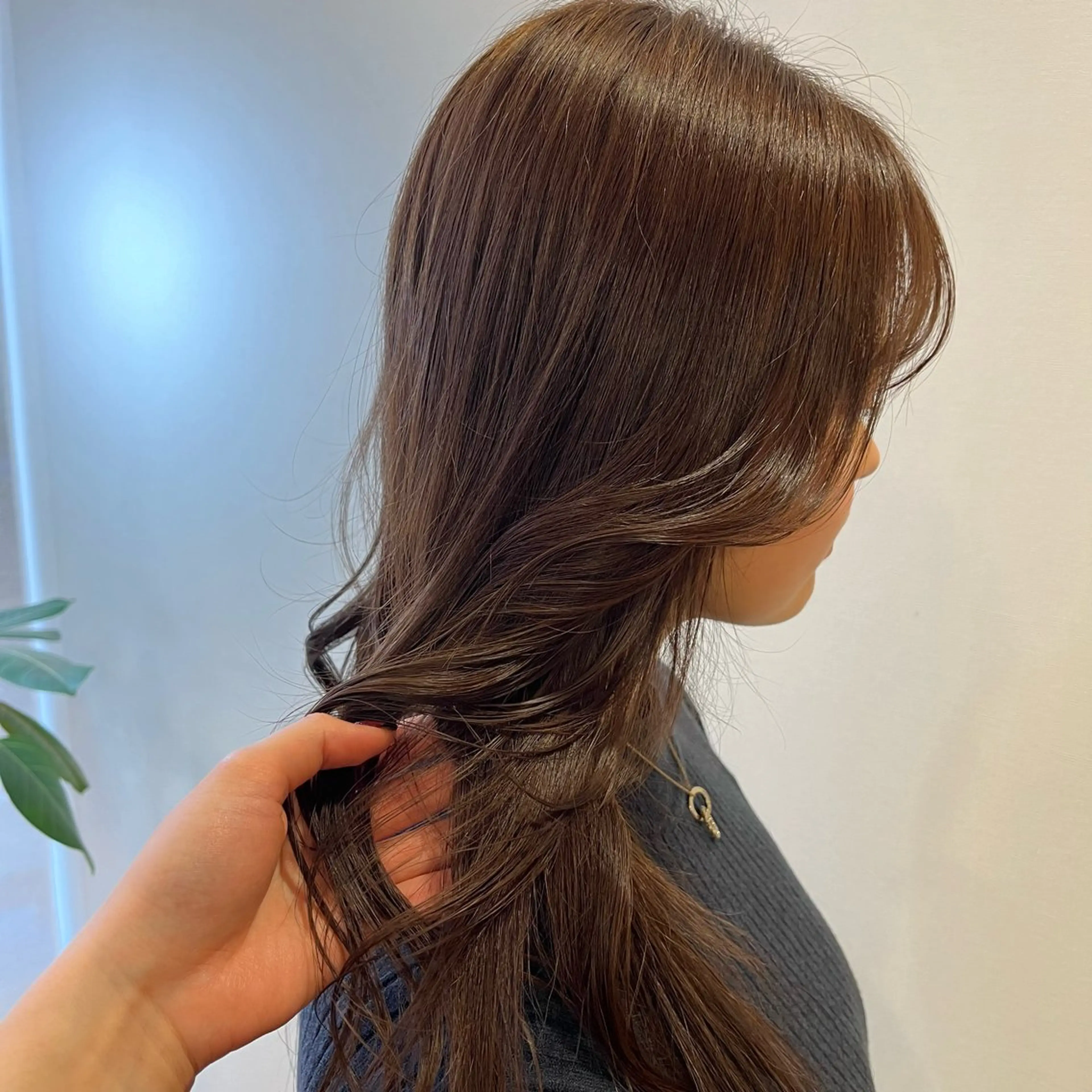 ロング anon所属・田中 結月のヘアスタイル