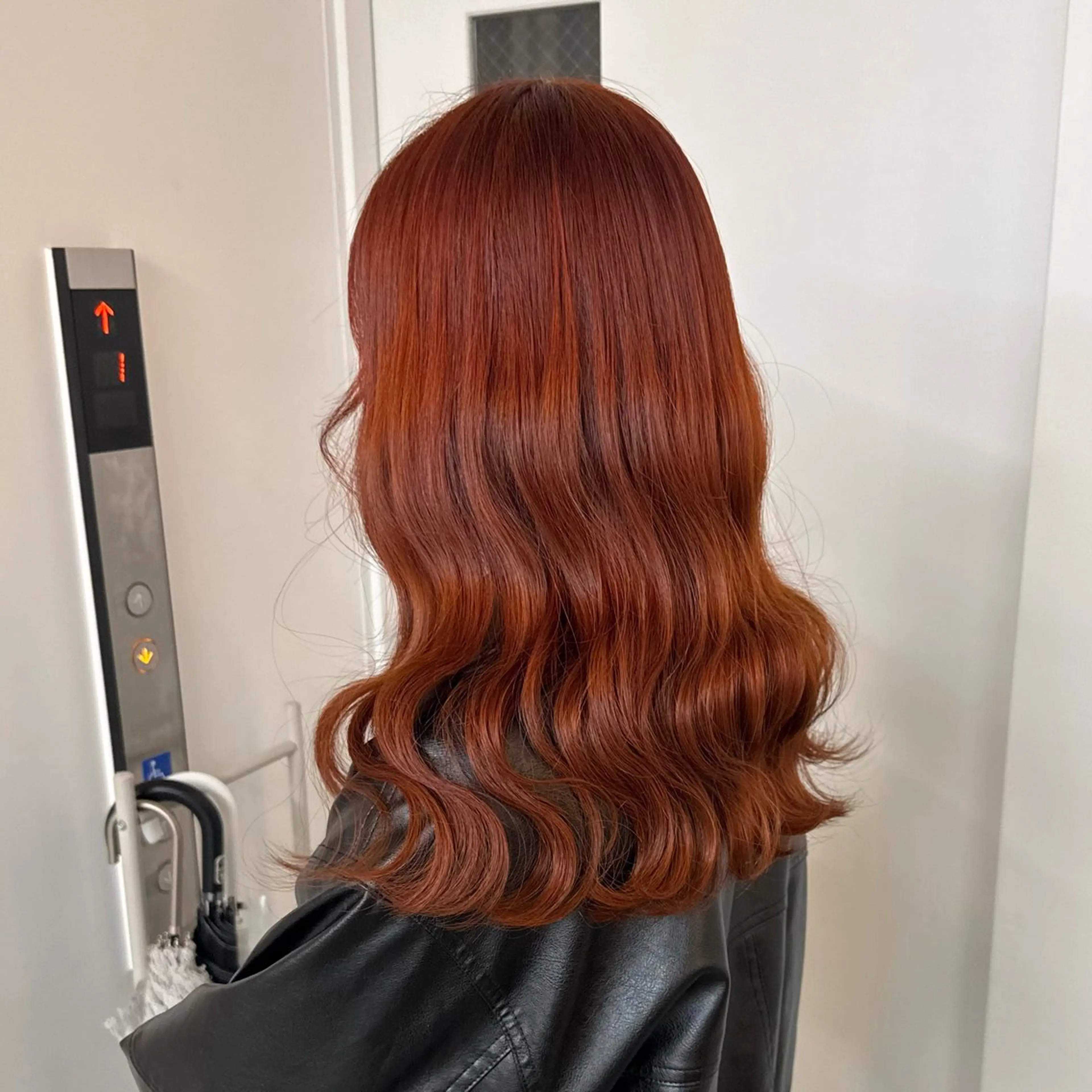 ロング カラー ベージュカラー ブリーチ ブラウンカラー ダブルカラー ブリーチなしカラー ヘアカラー トリートメント 透明感ワンカラー梅田 ダブルカラー/川上のヘアスタイル