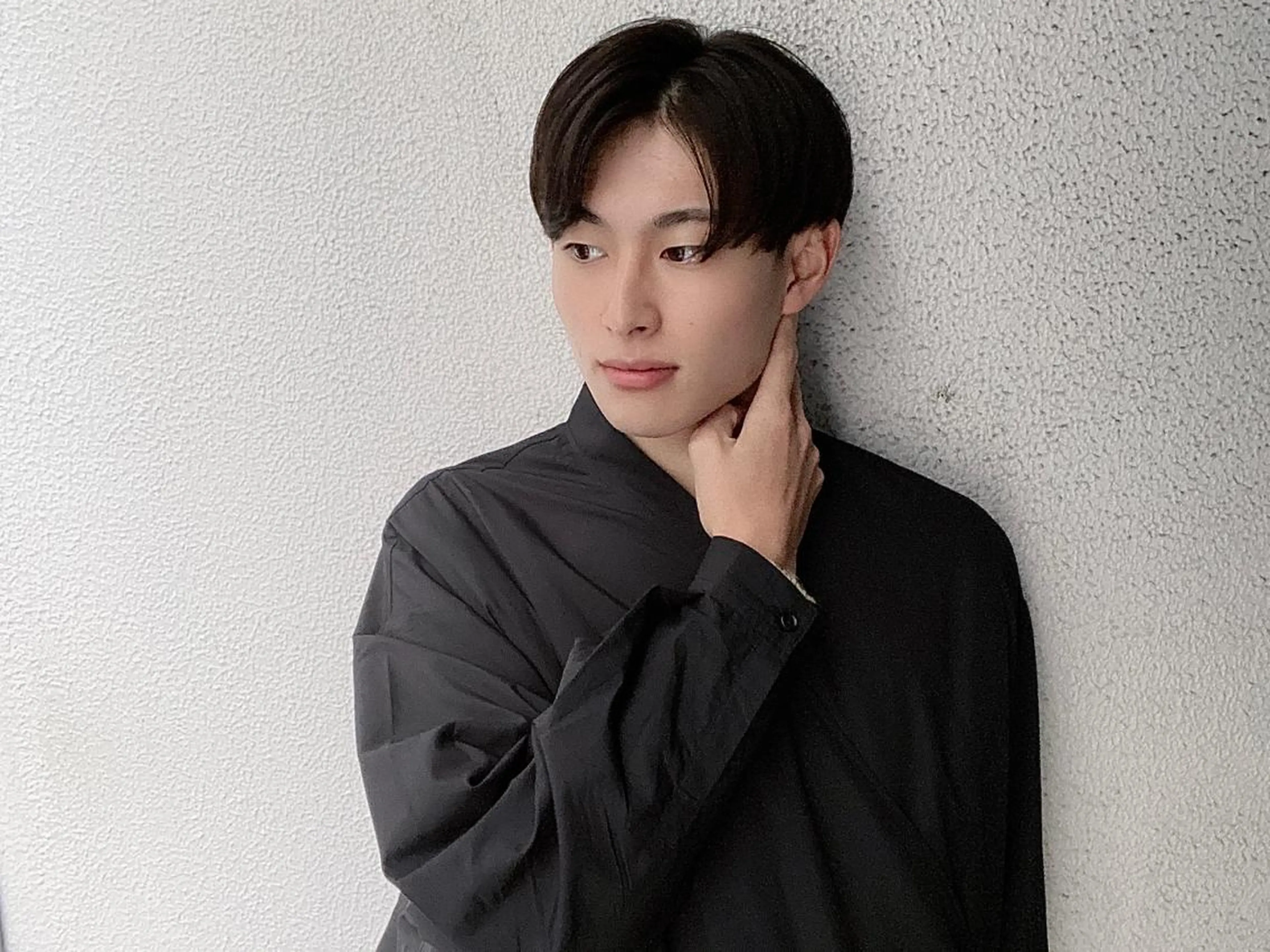 ミディアム パーマ メンズ ミディアムパーマ カルマパーマ メンズ韓国風 韓国マッシュ マッシュ メンズサロン【owl 心斎橋】難波/アメ村のヘアスタイル