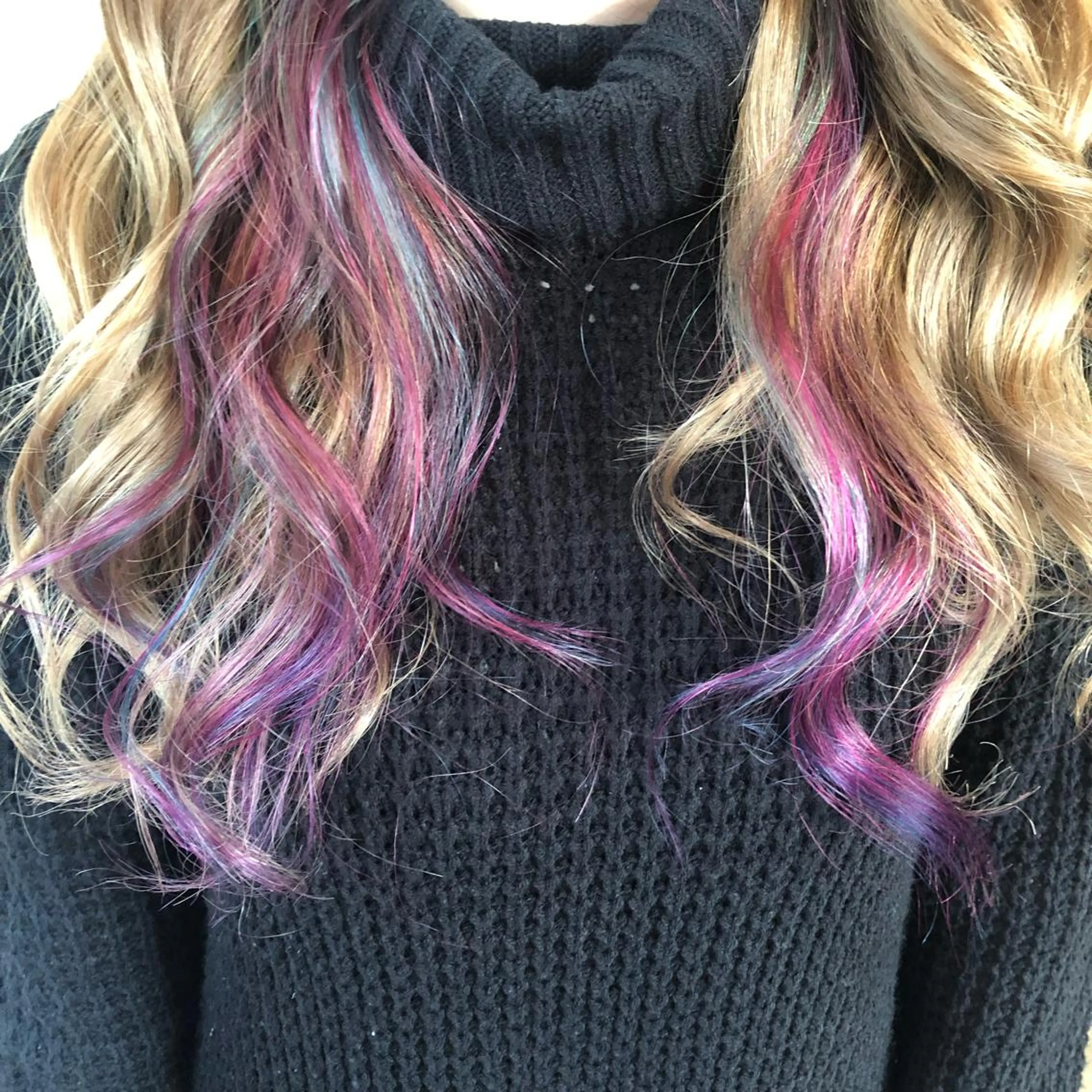 ロング カラー ユニコーンカラー ヘアカラー Rina  のヘアスタイル