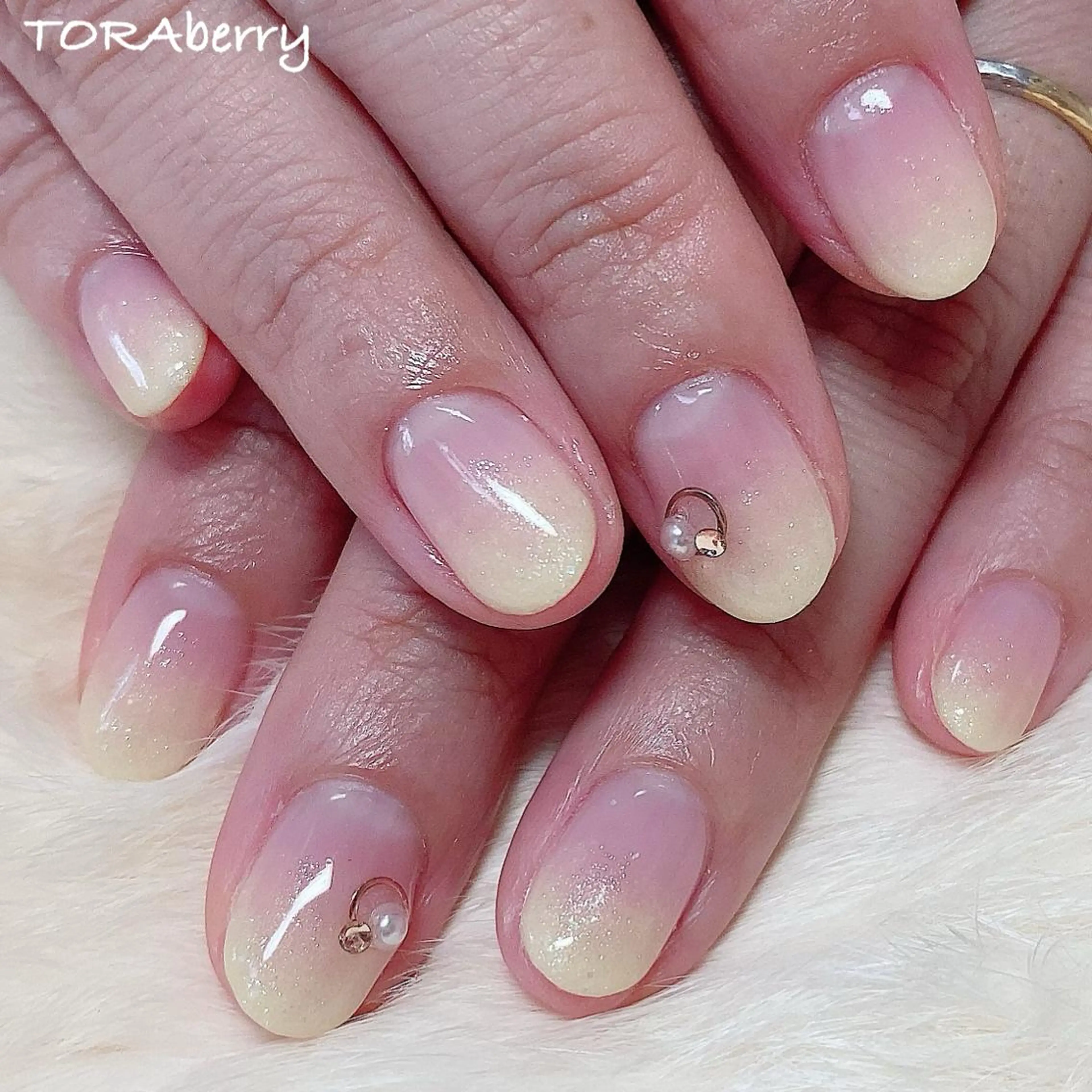 ネイル ハンドネイル ネイリスト なつみのネイルデザイン