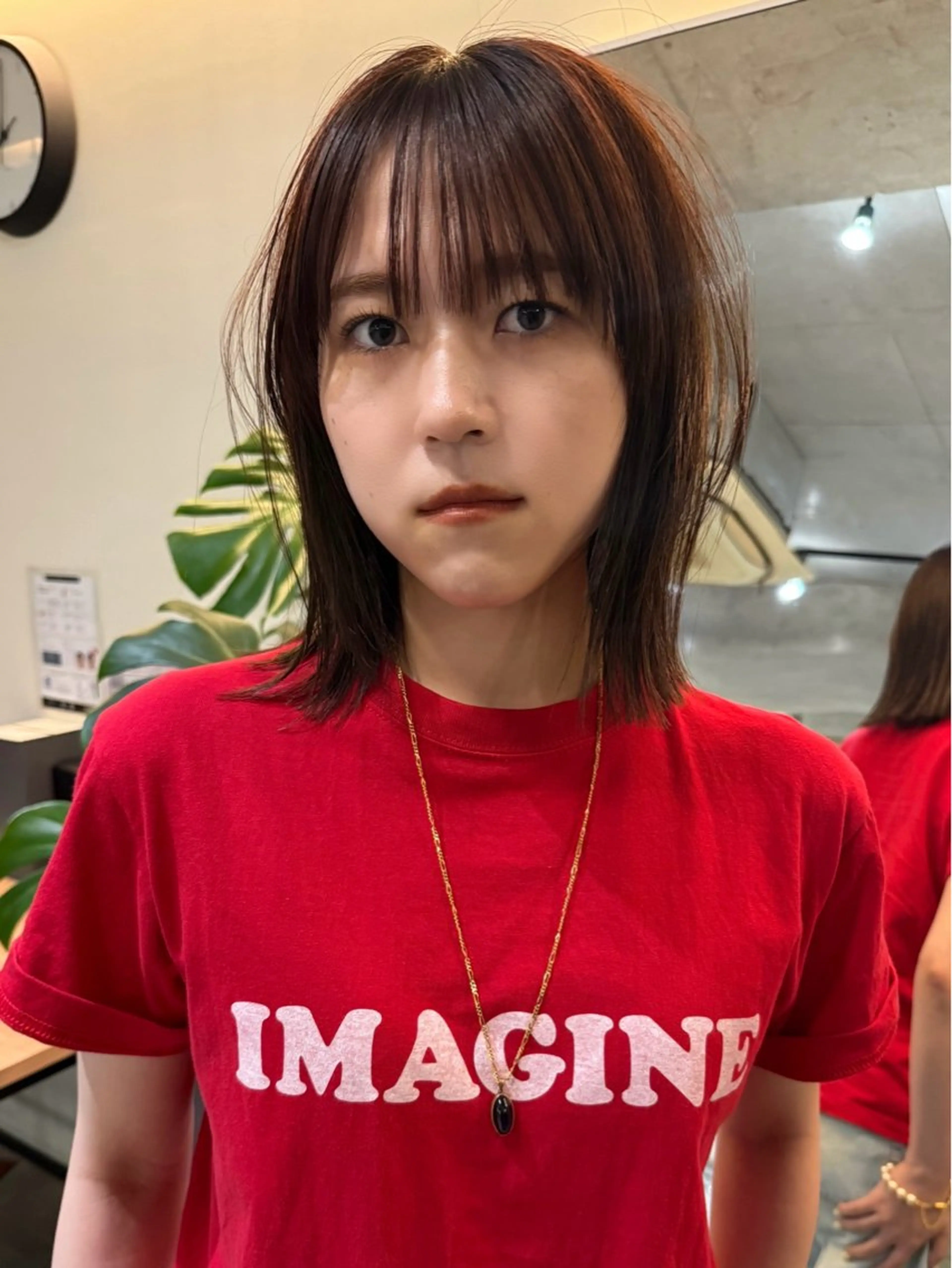 ミディアム ボブ レイヤーカット 酸性ストレート カット トリートメント レイヤーカット\ウル フ　chinatsuのヘアスタイル