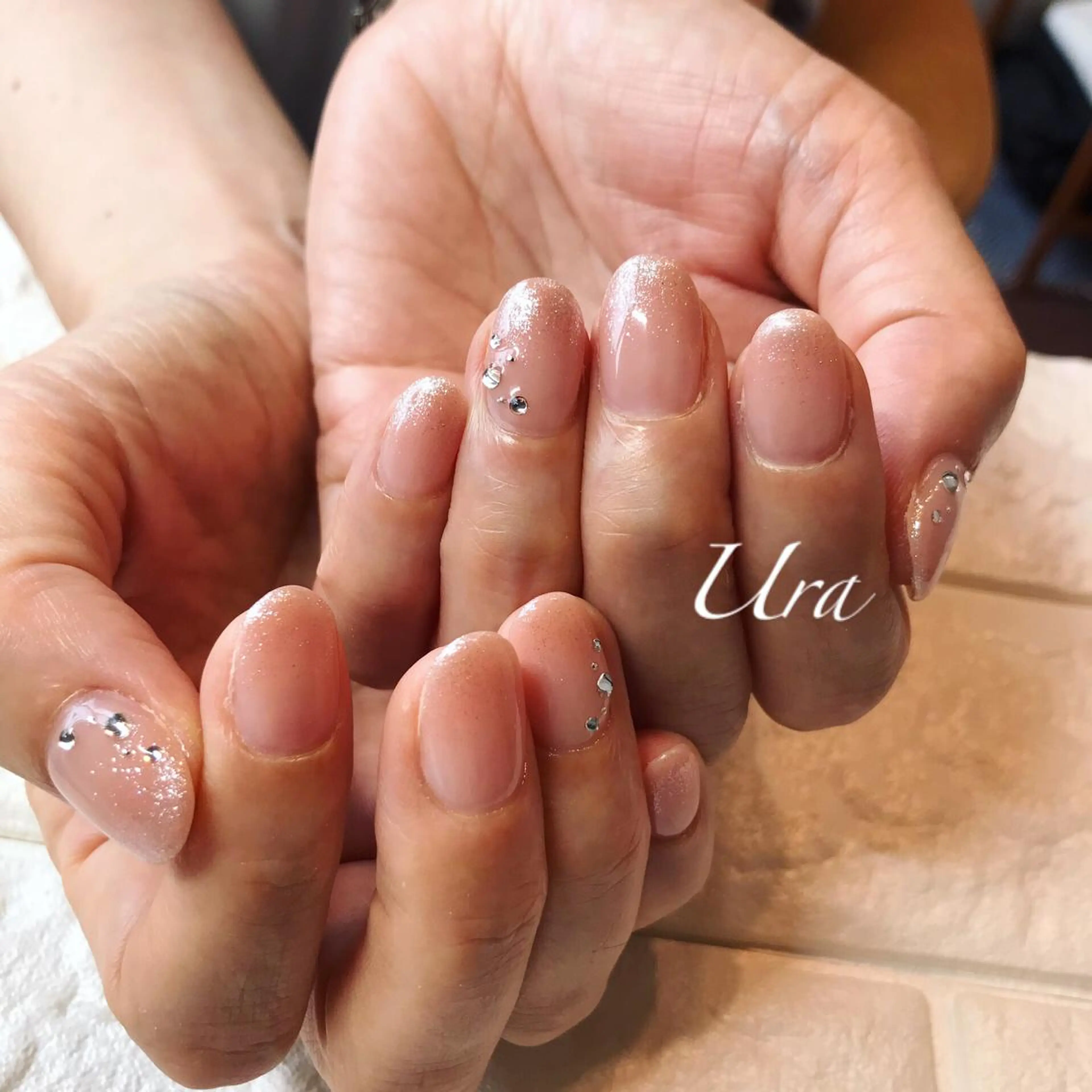 ネイル UrakoNail 《nail》のネイルデザイン