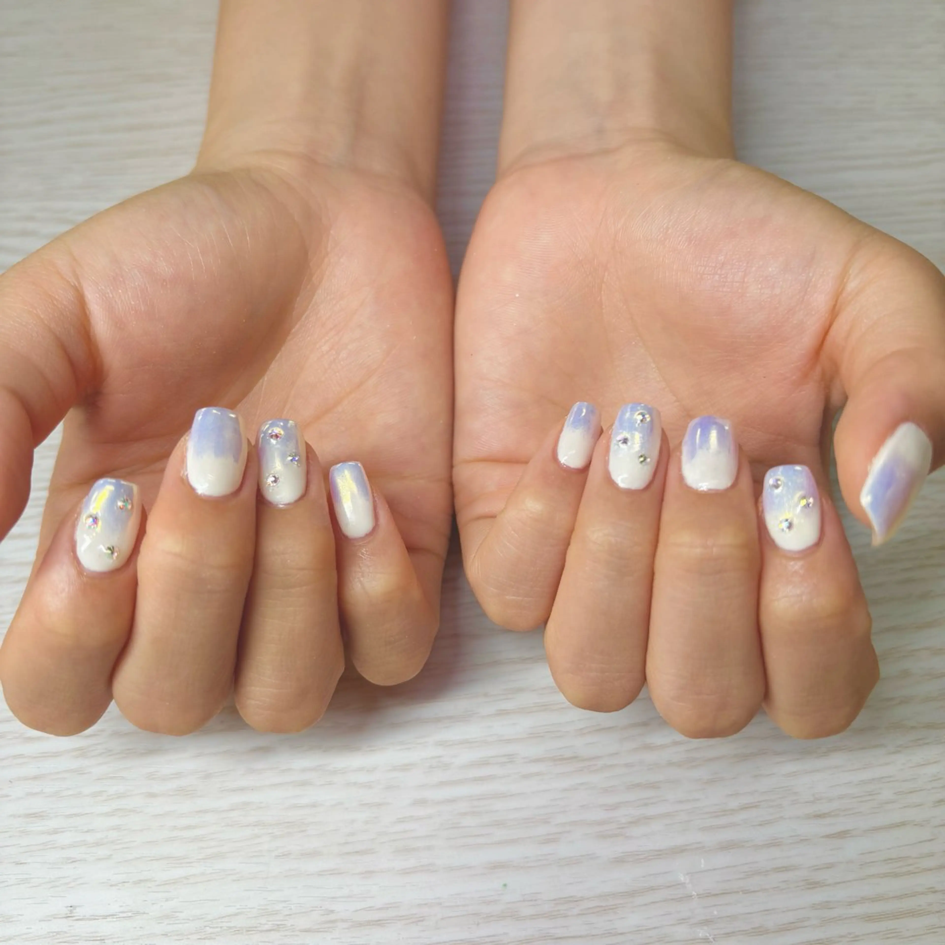 ネイル TRU NAIL大船店所属・TRU かつらのネイルデザイン