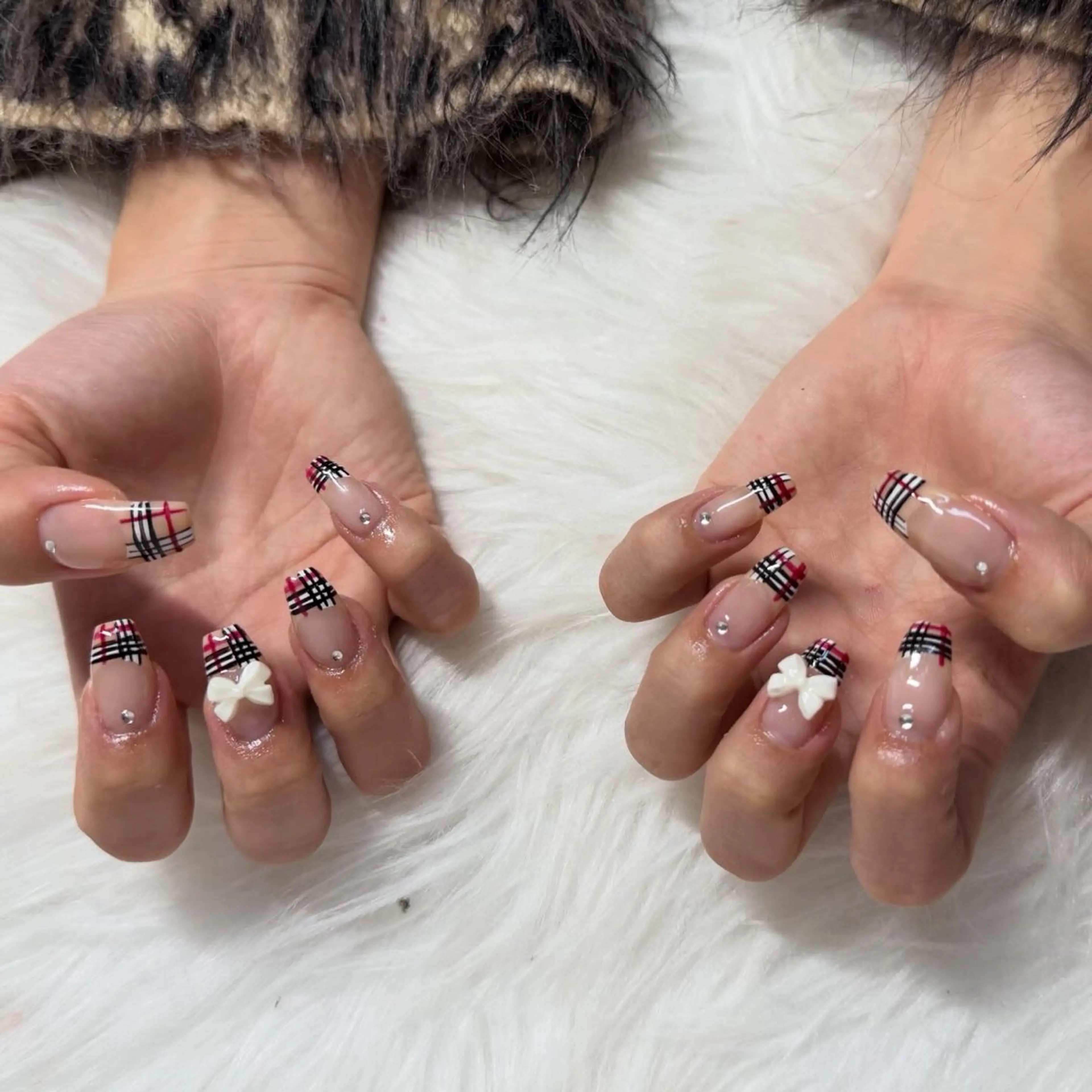 ミディアム ハンドネイル mao .のネイルデザイン