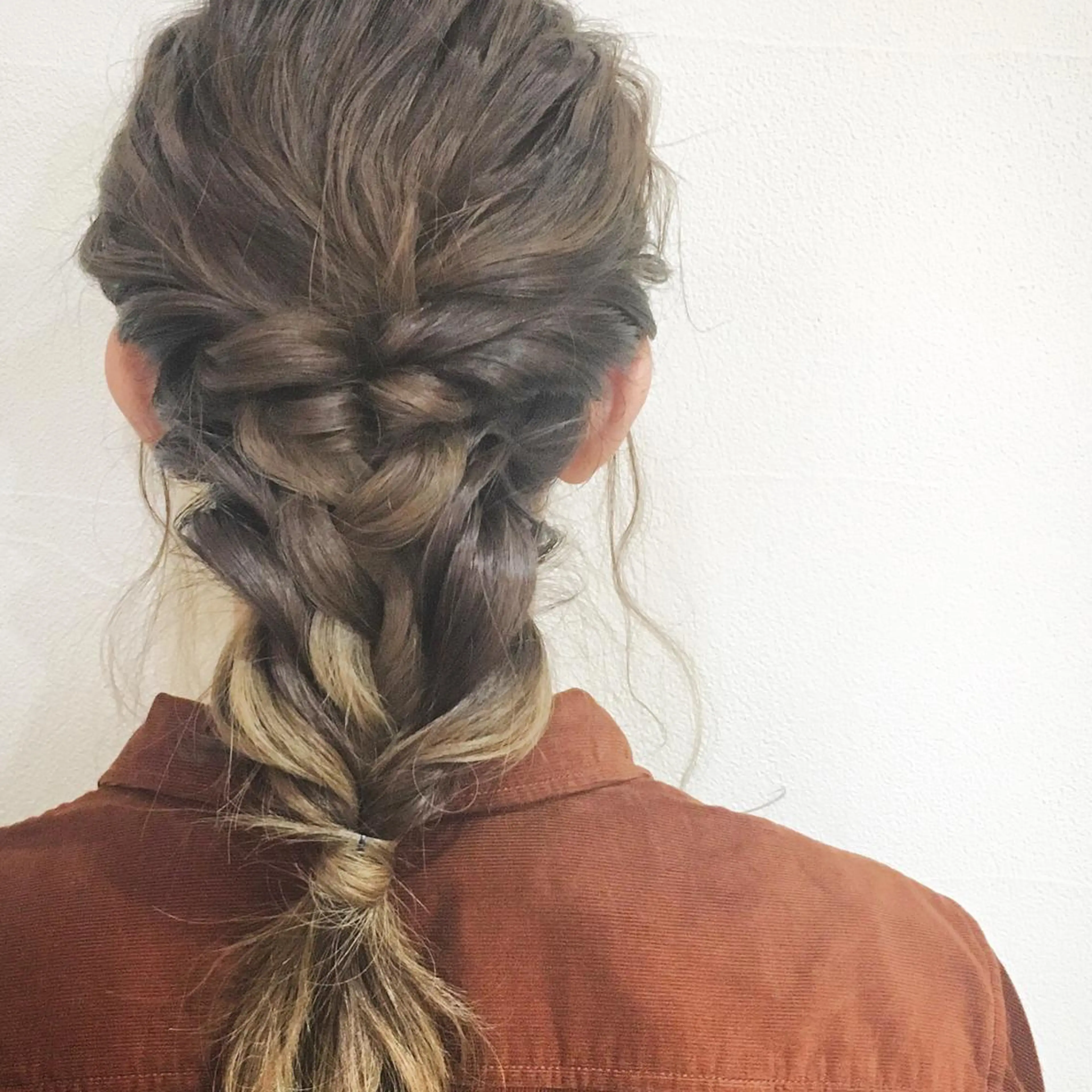 ロング ヘアアレンジ まなべ さくらのヘアスタイル