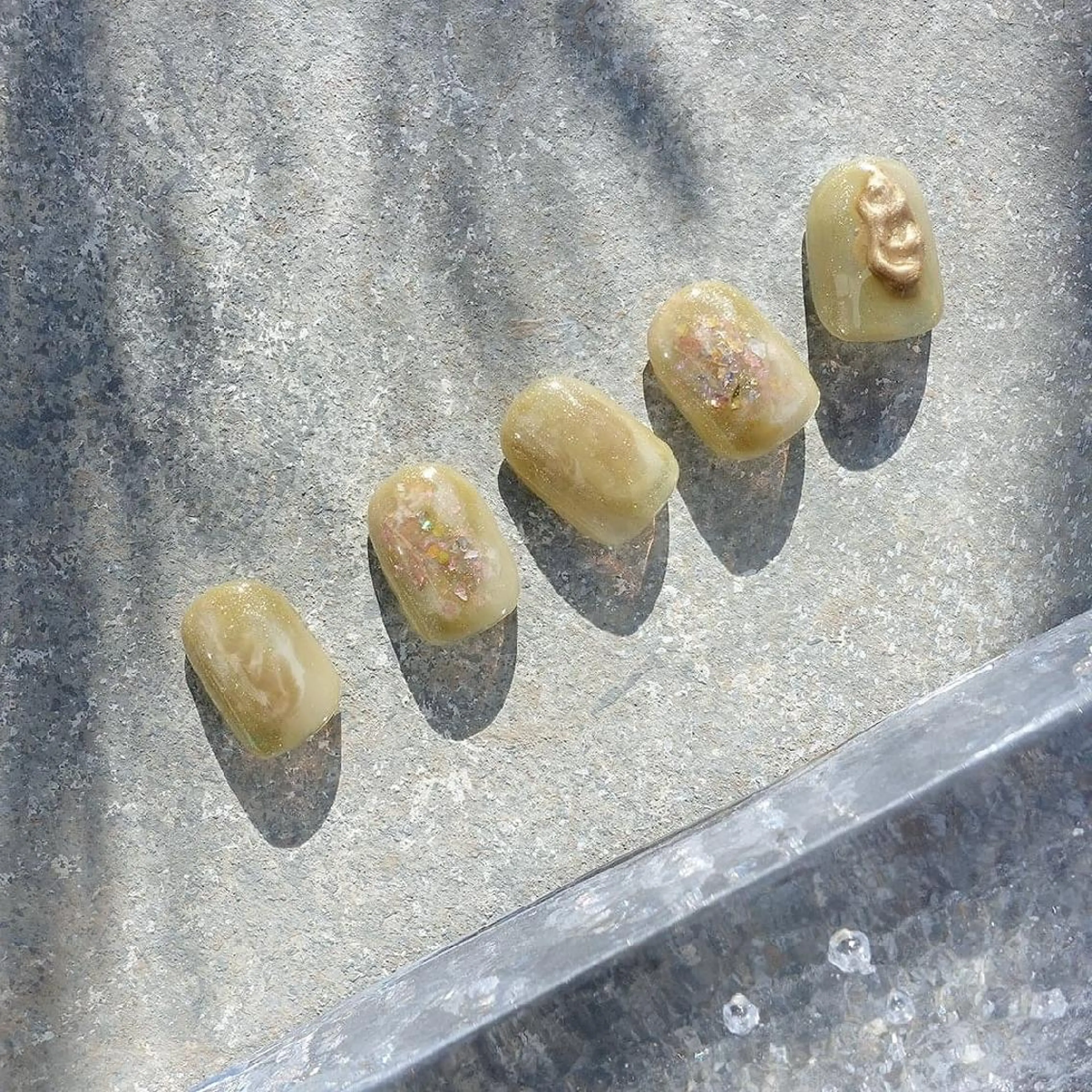 ネイル ニュアンスネイル ショートネイル gemickle nailのネイルデザイン