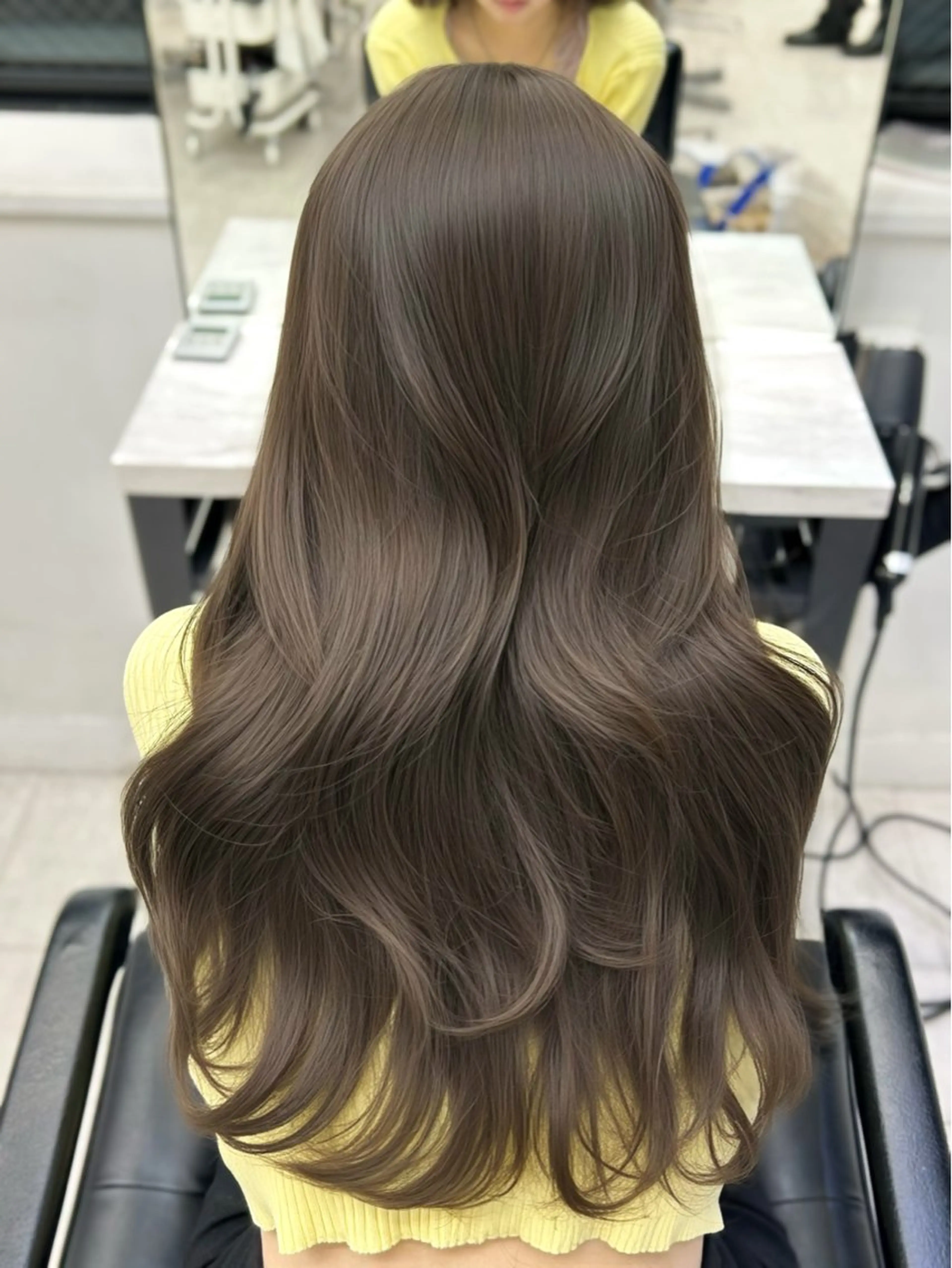 ロング 顔まわりレイヤー 顔周りカット ハッシュカット 髪質改善 韓国風ヘア ヘアカラー 韓国ヘア🇰🇷／ 艶カラー鈴木萌愛🩶のヘアスタイル