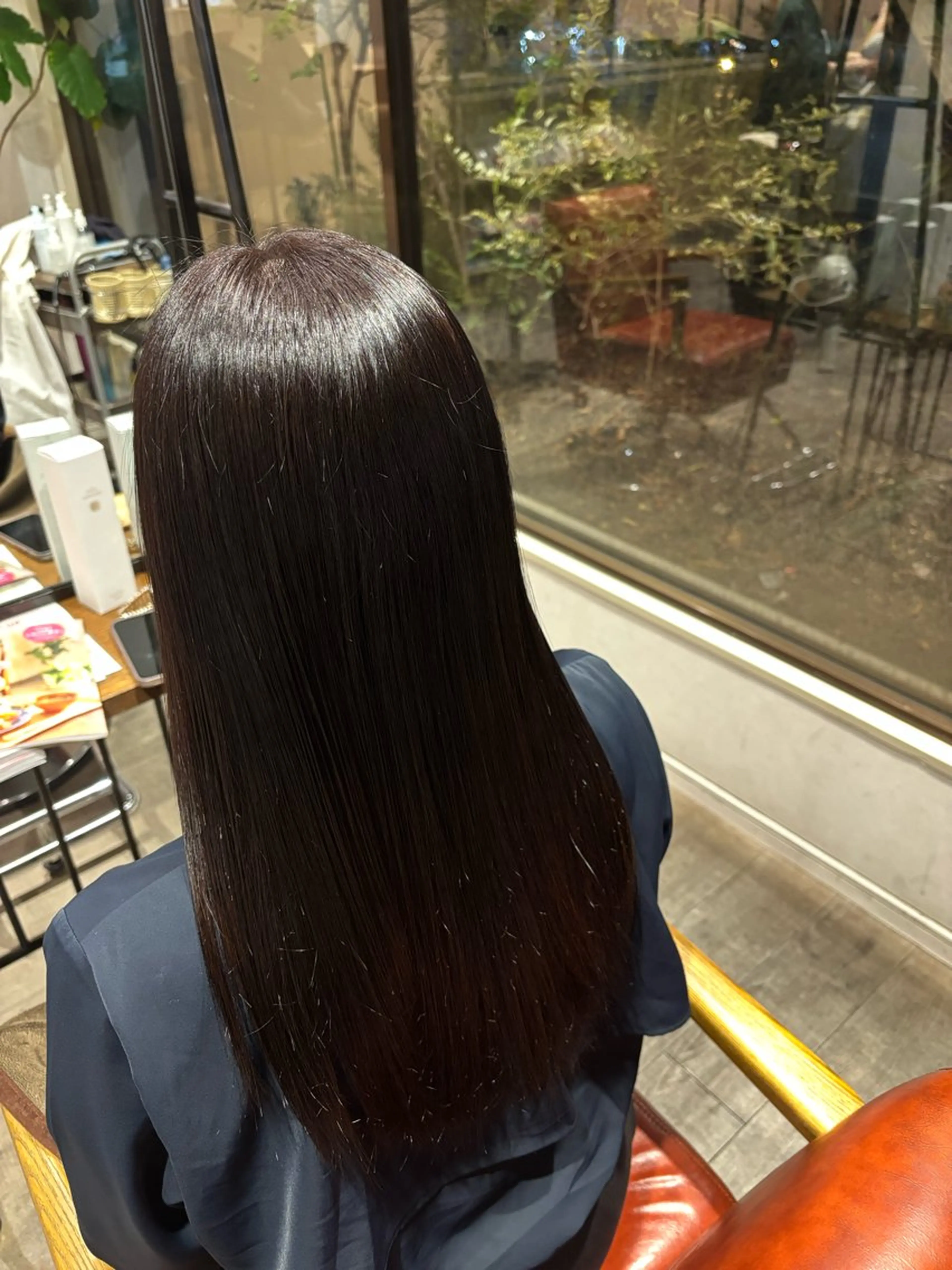 ロング 河田 綺香のヘアスタイル