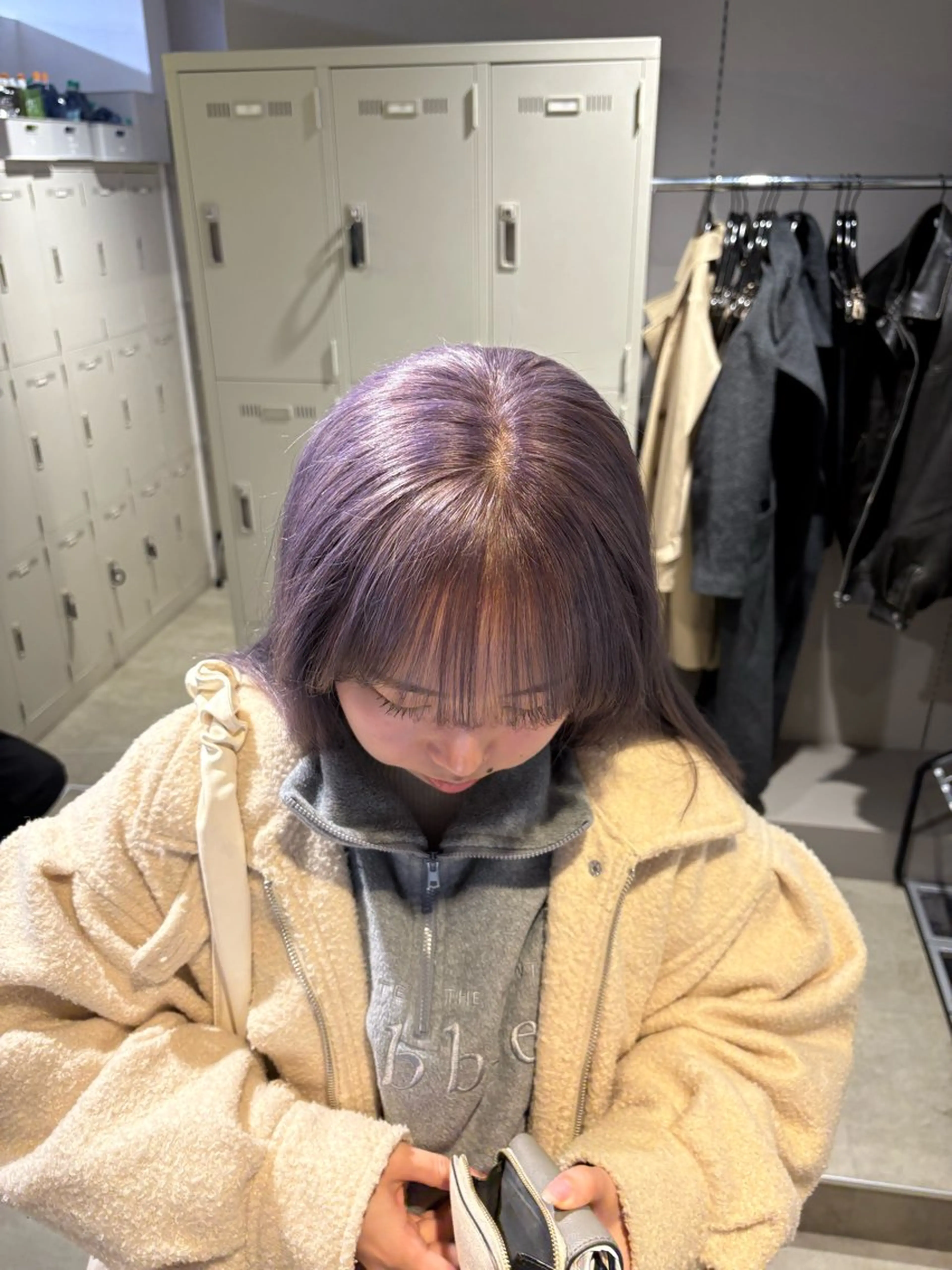 カラー ヘアカラー トリートメント ベージュ／ブラウン/ ナチュラルレイヤーのヘアスタイル