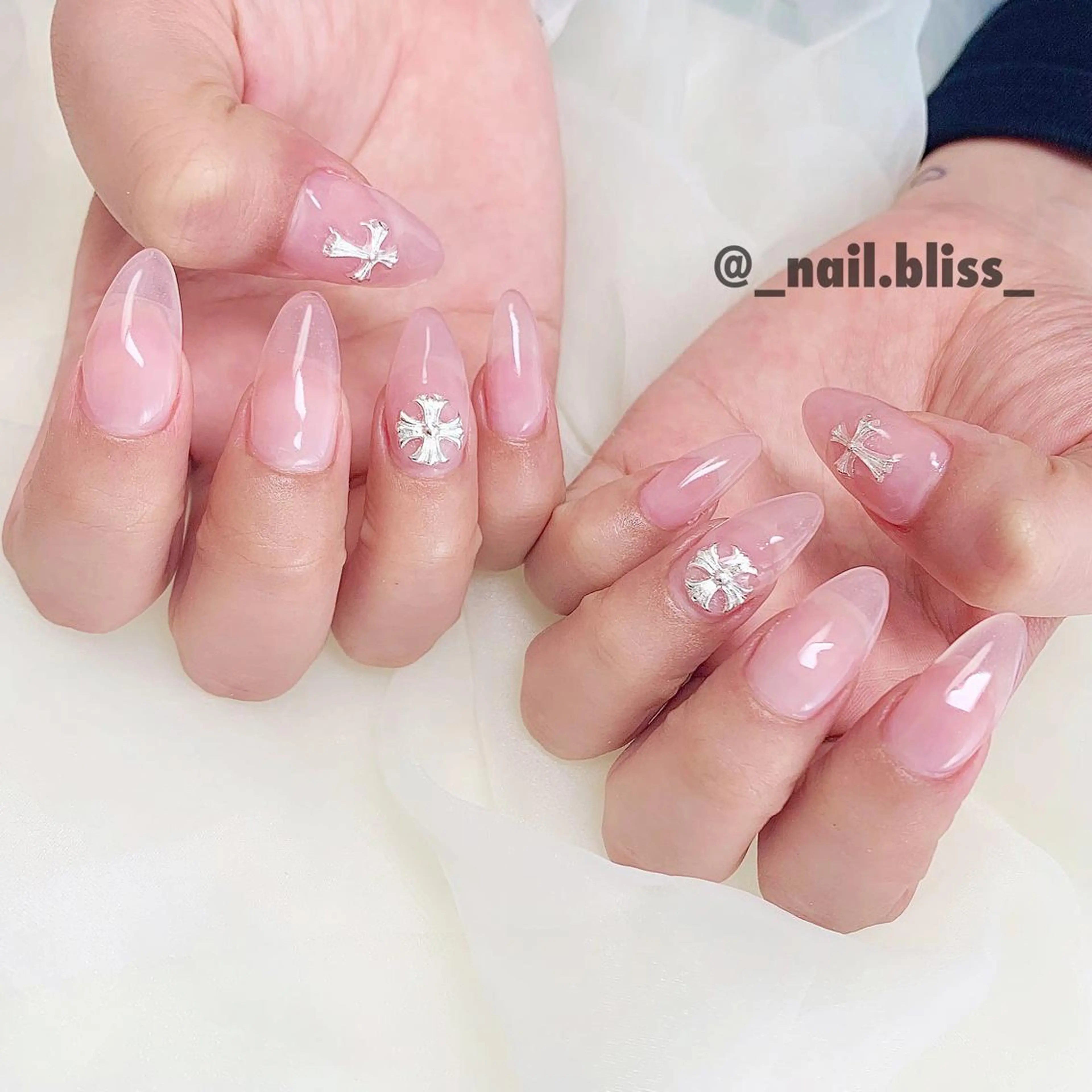 ネイル クリアネイル ピンク NAIL BLISSのネイルデザイン