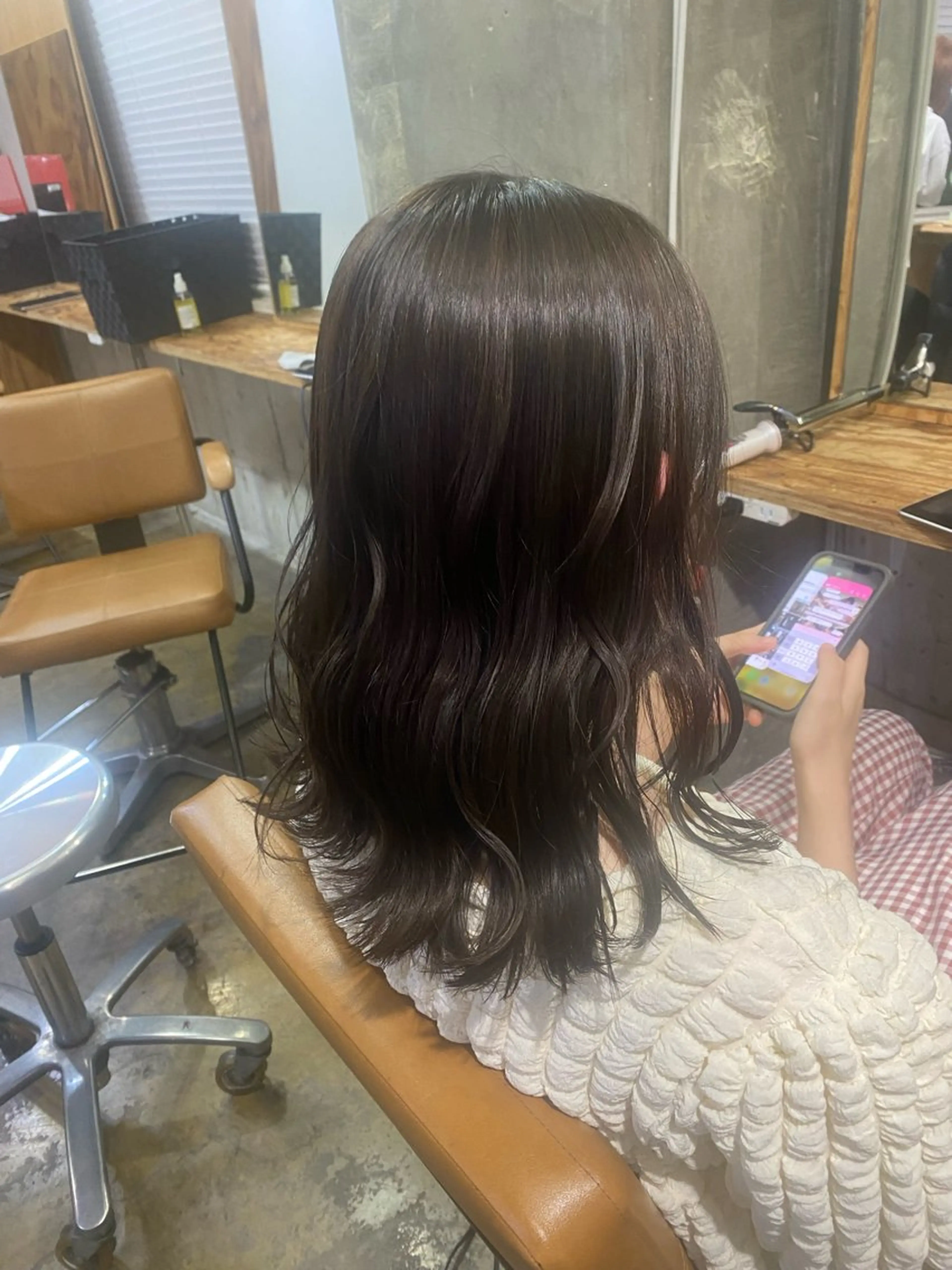 セミロング カラー ブリーチカラーと、髪 質改善。HARUKAのヘアスタイル