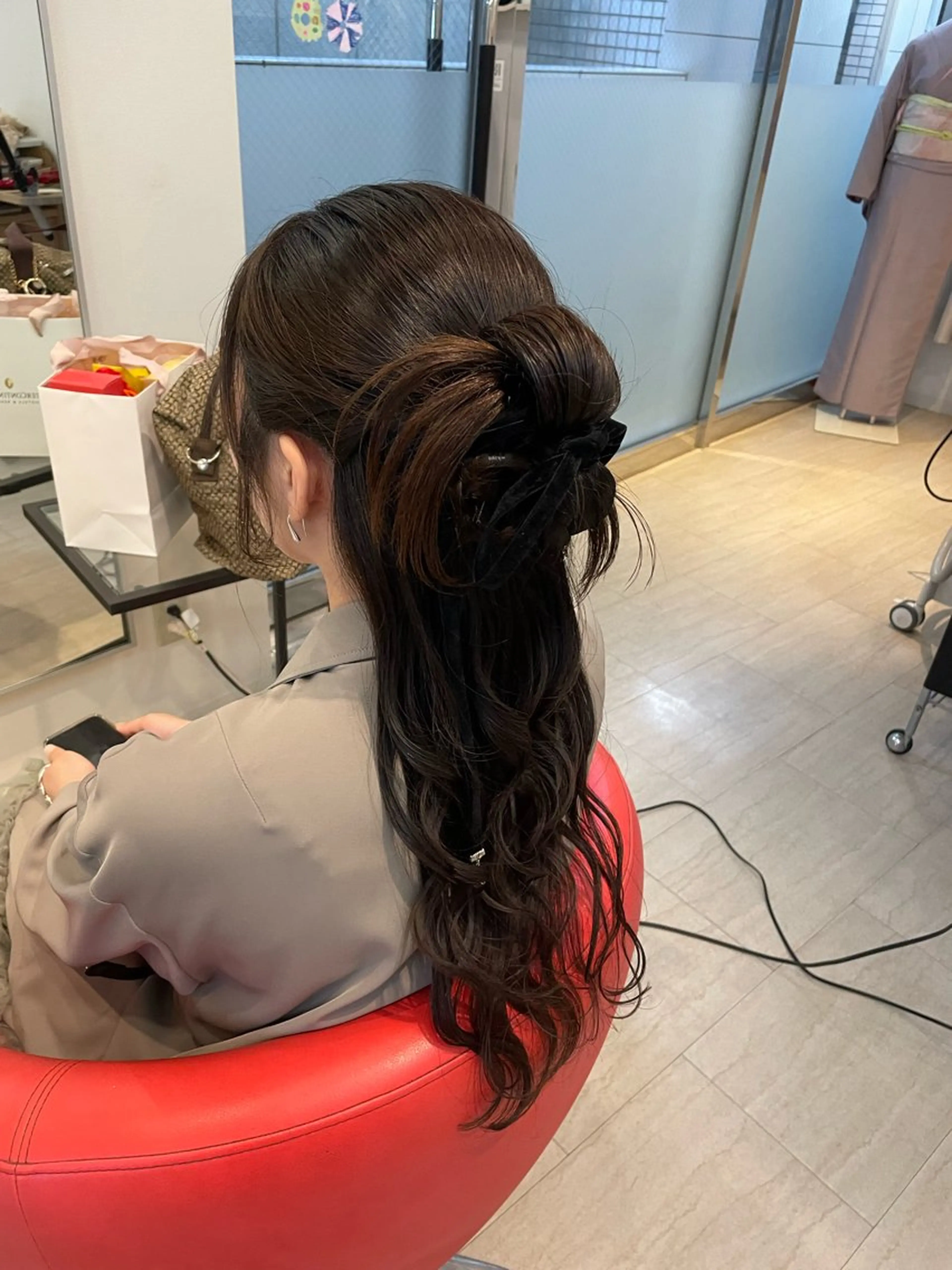 ロング ヘアセット lachiq R+ カイトのヘアスタイル