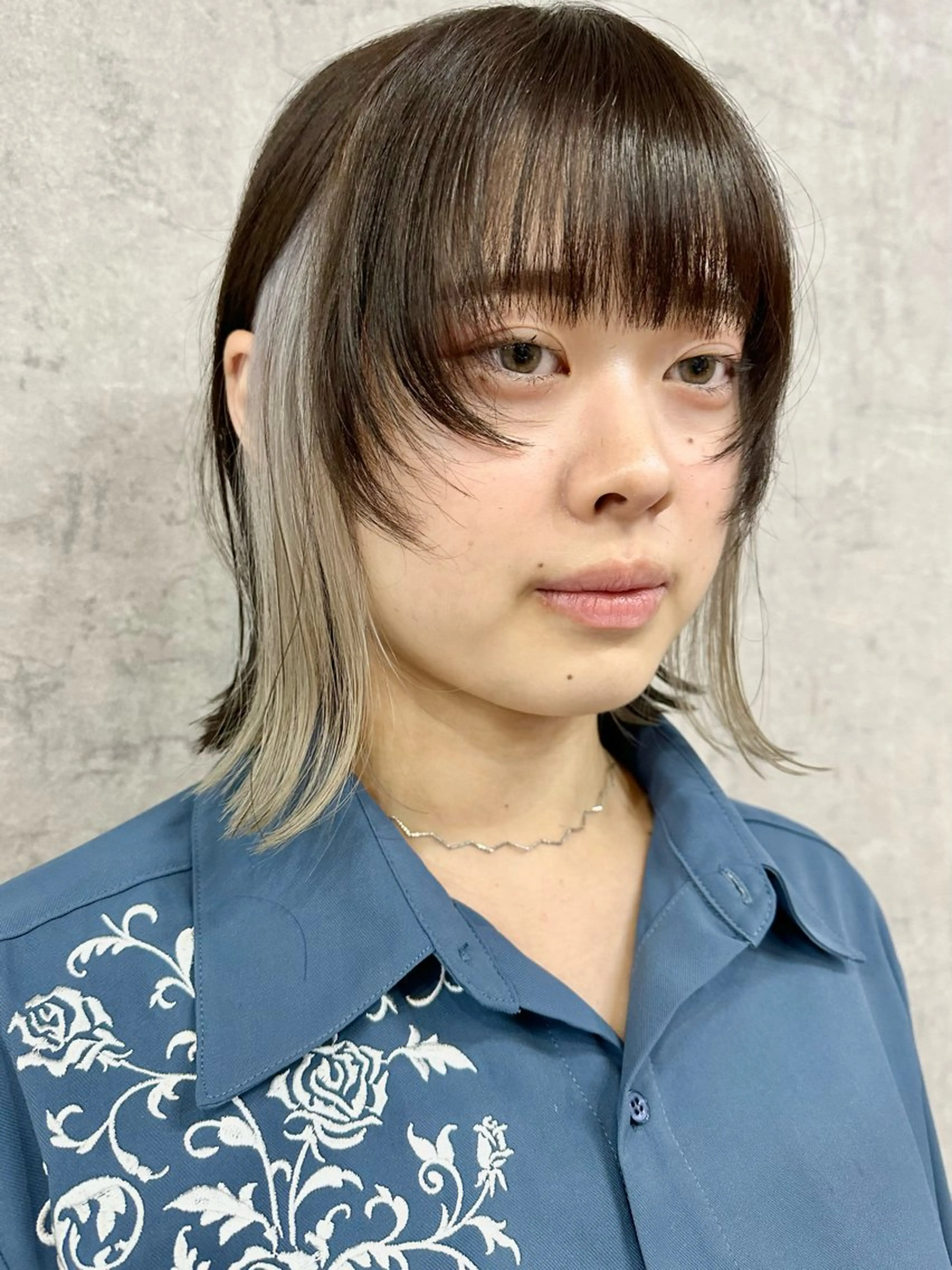 ショート 切りっぱなしボブ ショートボブ ボブ くびれヘア 顔まわりレイヤー カット ヘアカラー トリートメント 切りっぱなしボブ/ デザインカラー店長のヘアスタイル