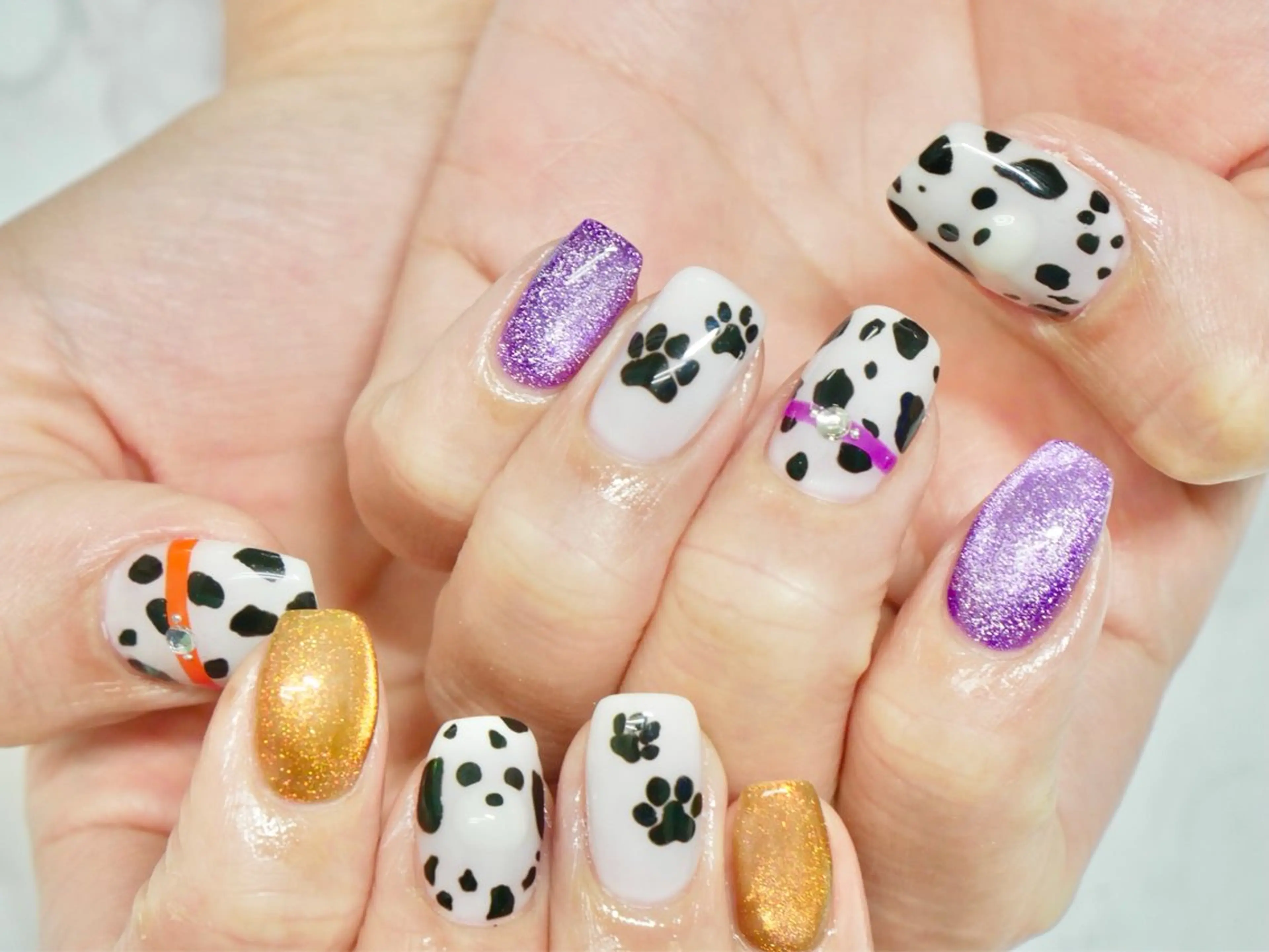 ネイル アートネイル レイジー スワンのネイルデザイン