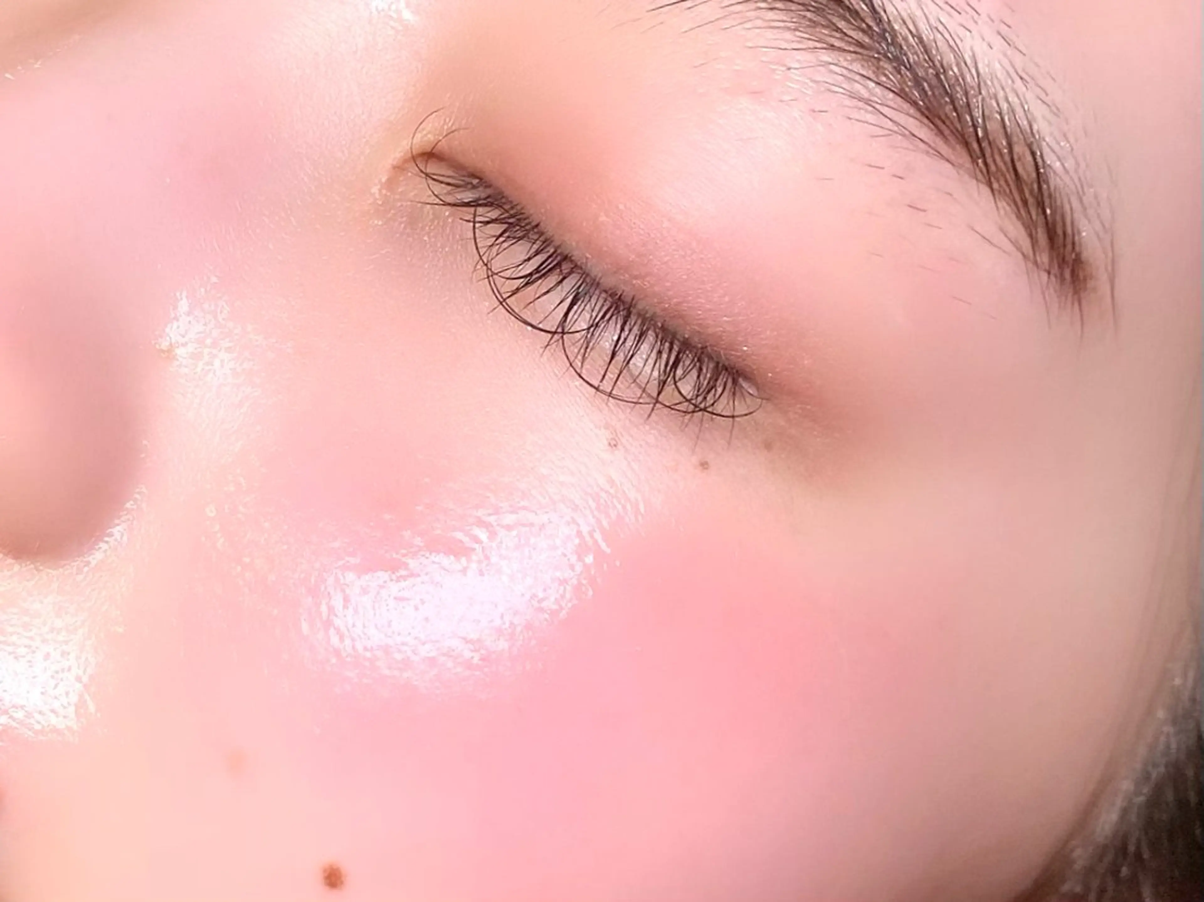 脱毛 ma'am eyesalon 錦糸町店所属・MOMI🍒美眉 スタイリング⭐︎の眉毛・アイブロウイメージ