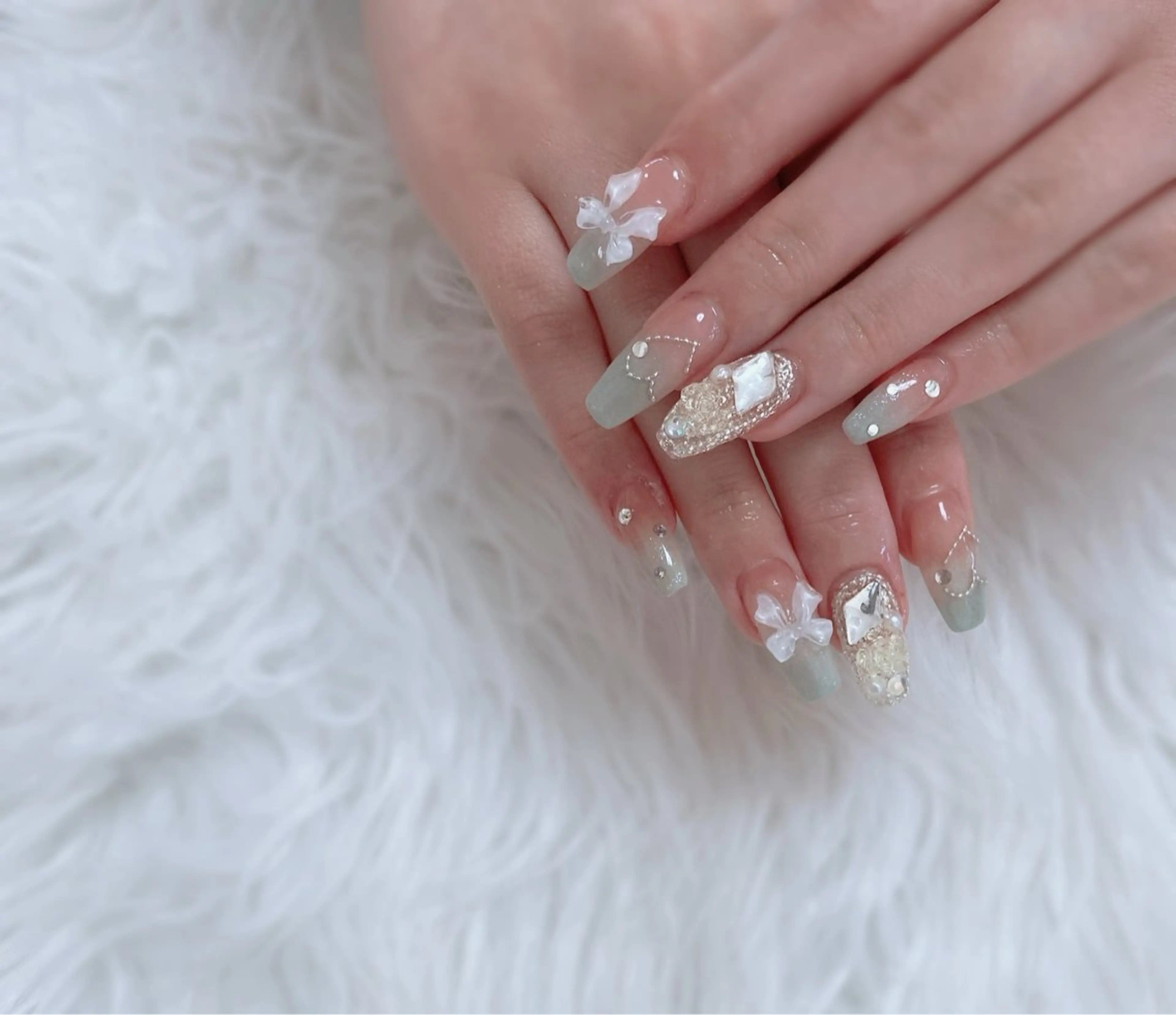 ネイル ESPOIR Ｎのネイルデザイン