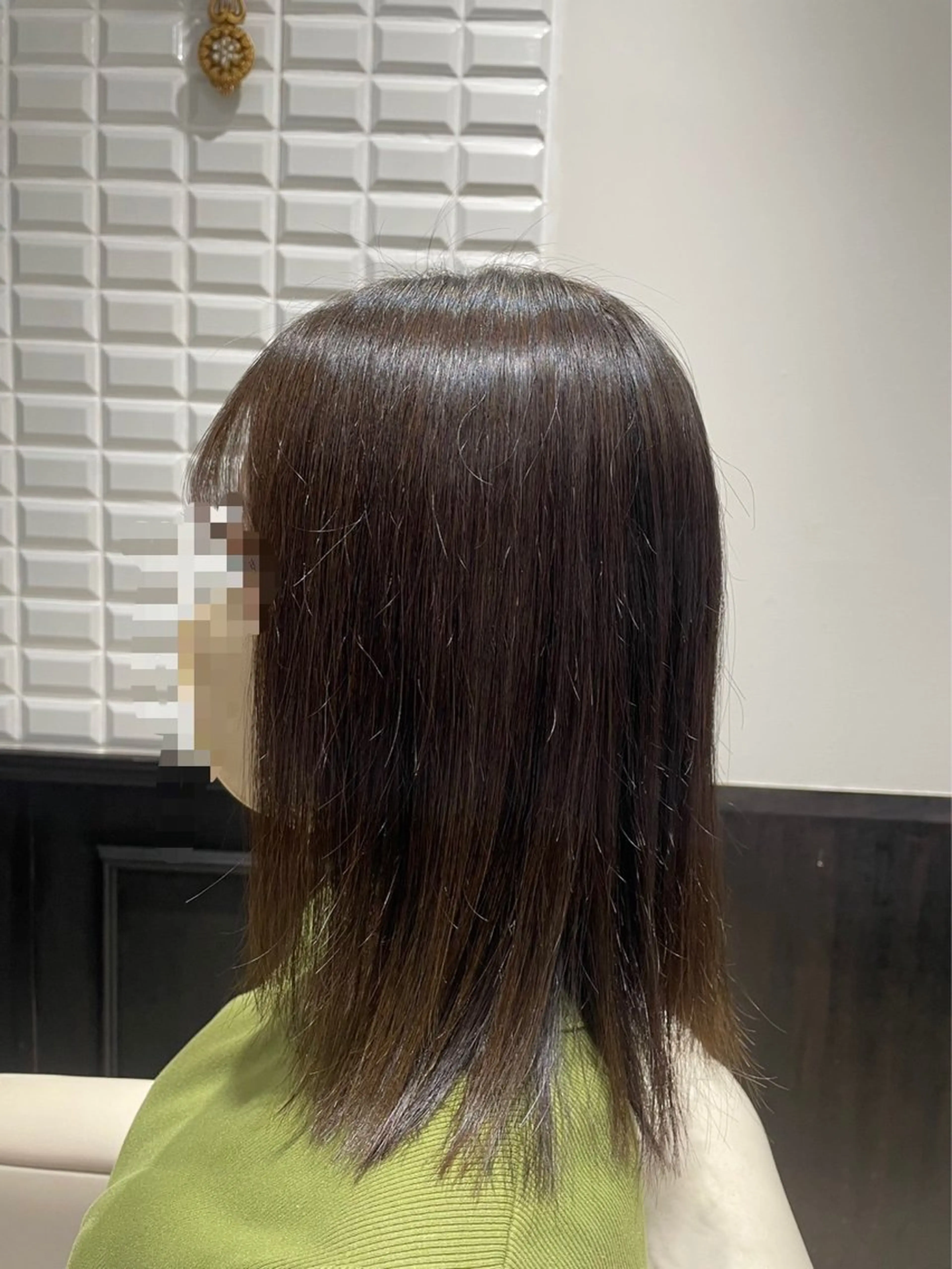 ミディアム カラー オリーブカラー 波巻き、ツイスト パーマモデル募集中のヘアスタイル