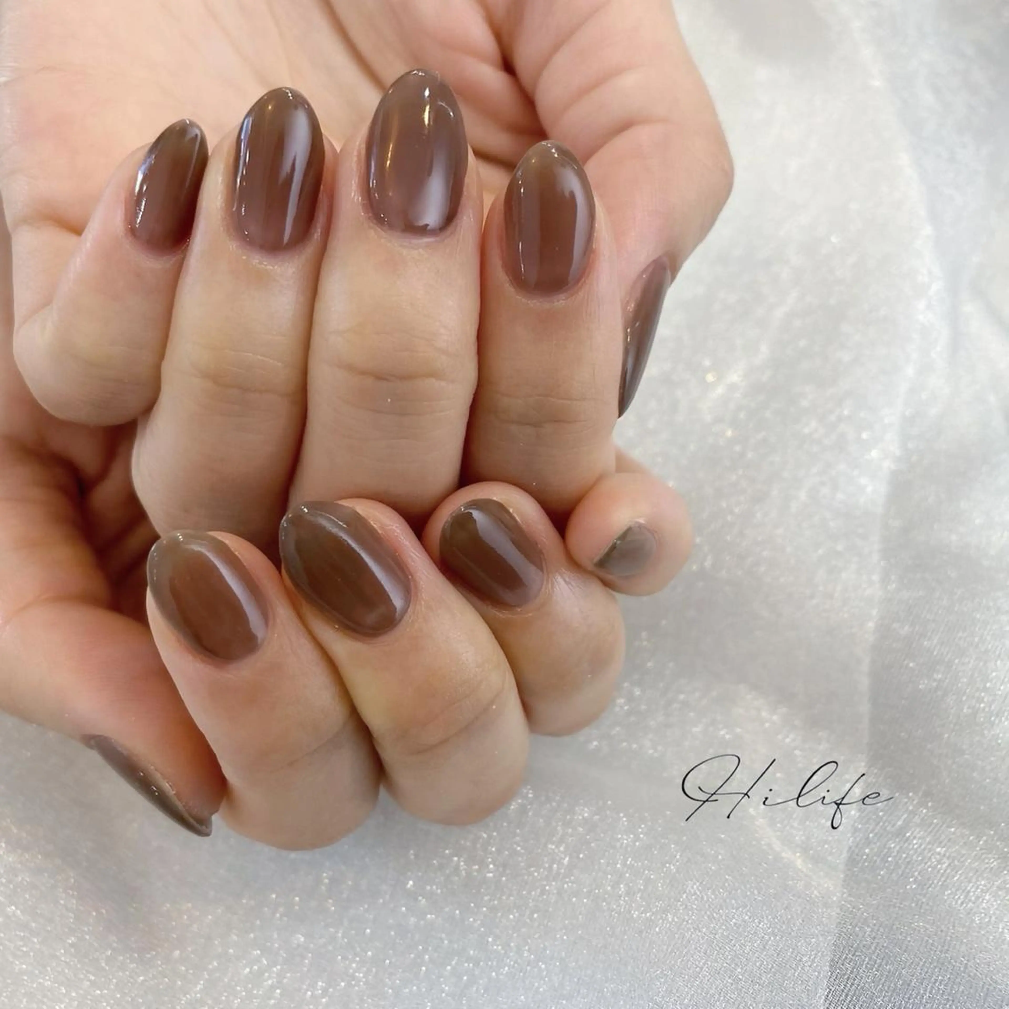 ネイル ブラウン ワンカラーネイル シンプルネイル ハンドネイル Nail Adore.のネイルデザイン