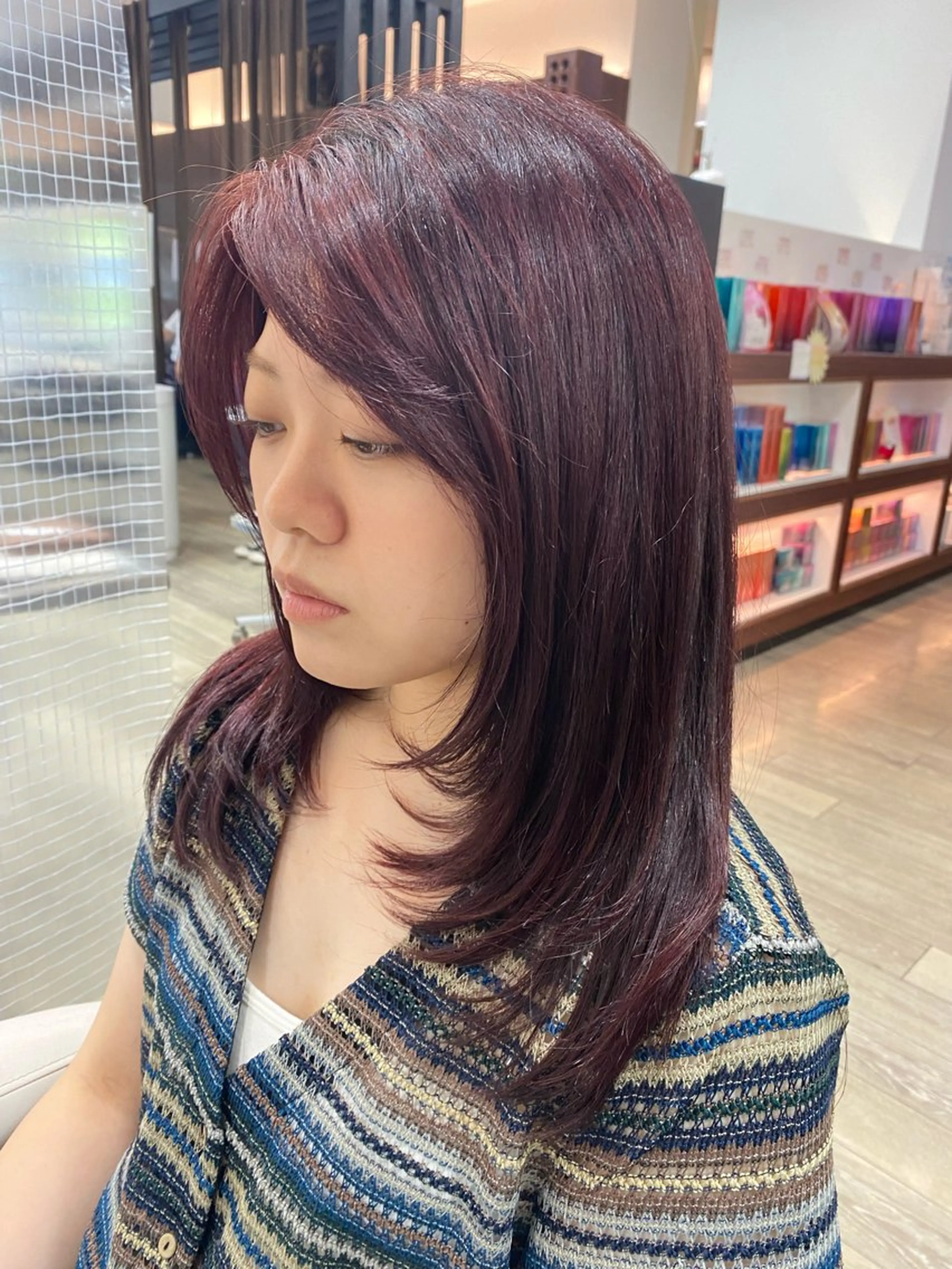 セミロング カラー レッドカラー 顔周りカット レイヤーカット カット ヘアカラー トリートメント 市川 博紀 副店長のヘアスタイル