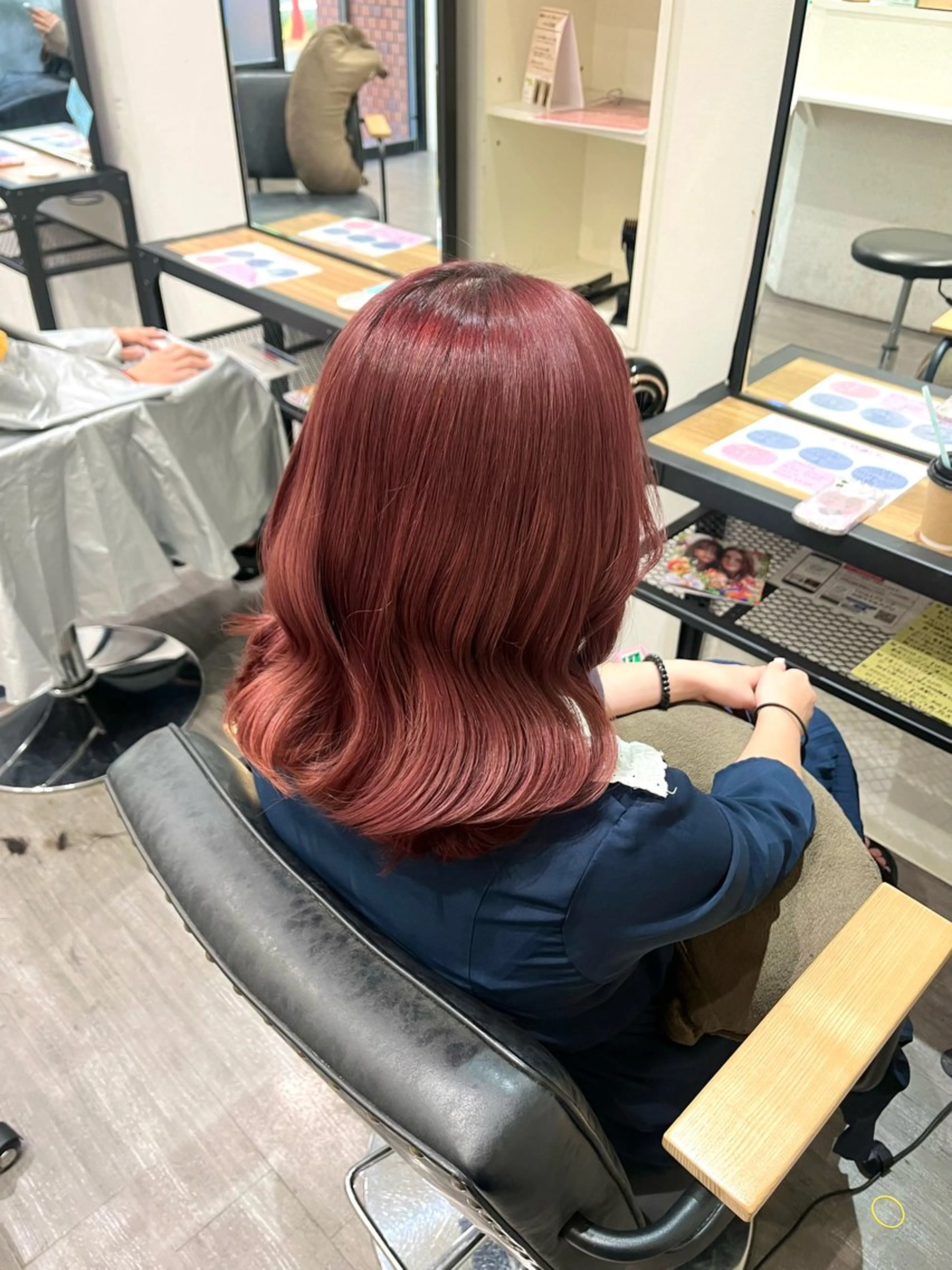 ミディアム カラー カシス ピンクカラー ヘアカラー cocotte🫧 絹村 琴美のヘアスタイル