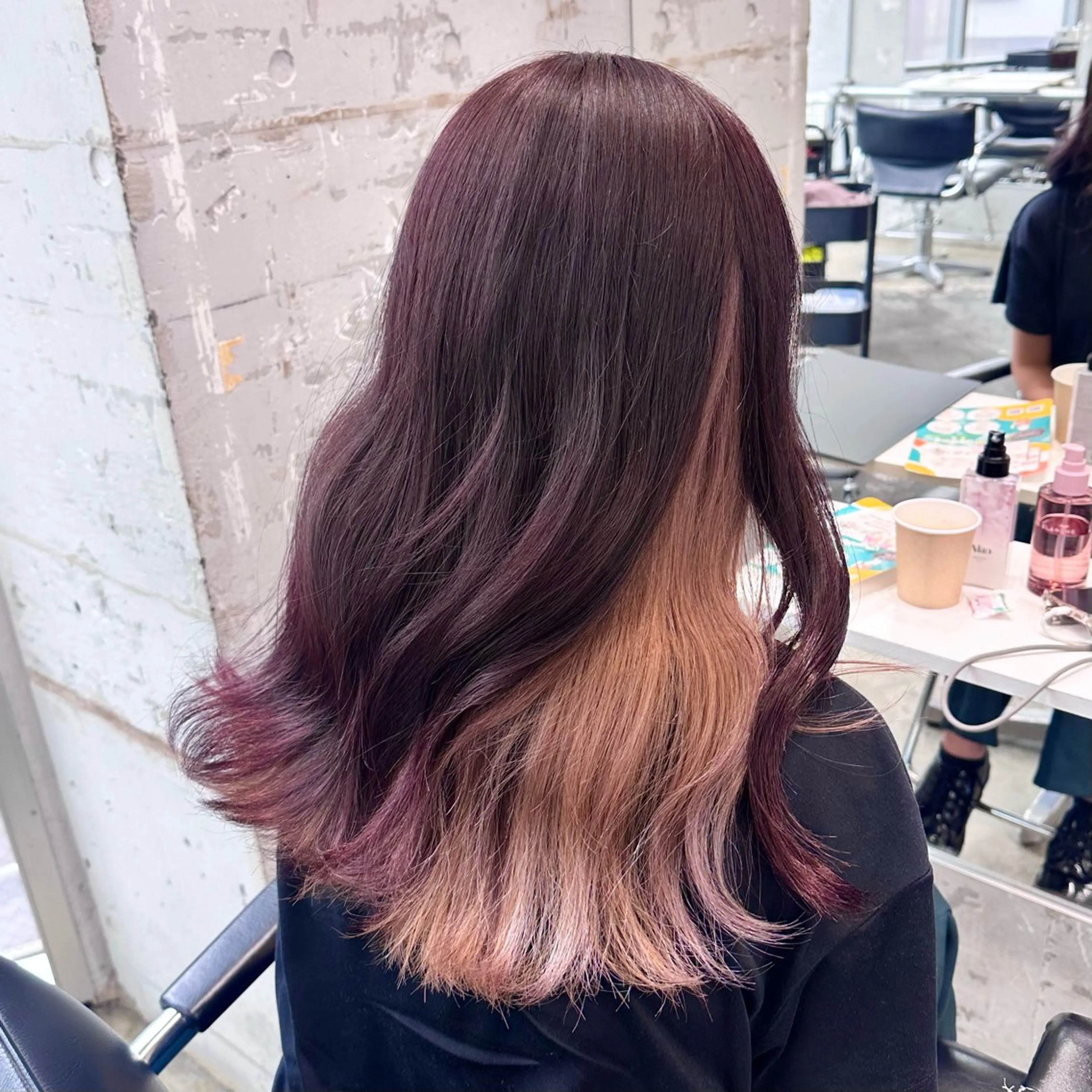 ロング カラー ヘアアレンジ ベージュカラー インナーカラー ホワイトベージュ 🥀モテ暖色× エクステ🥀あかりのヘアスタイル