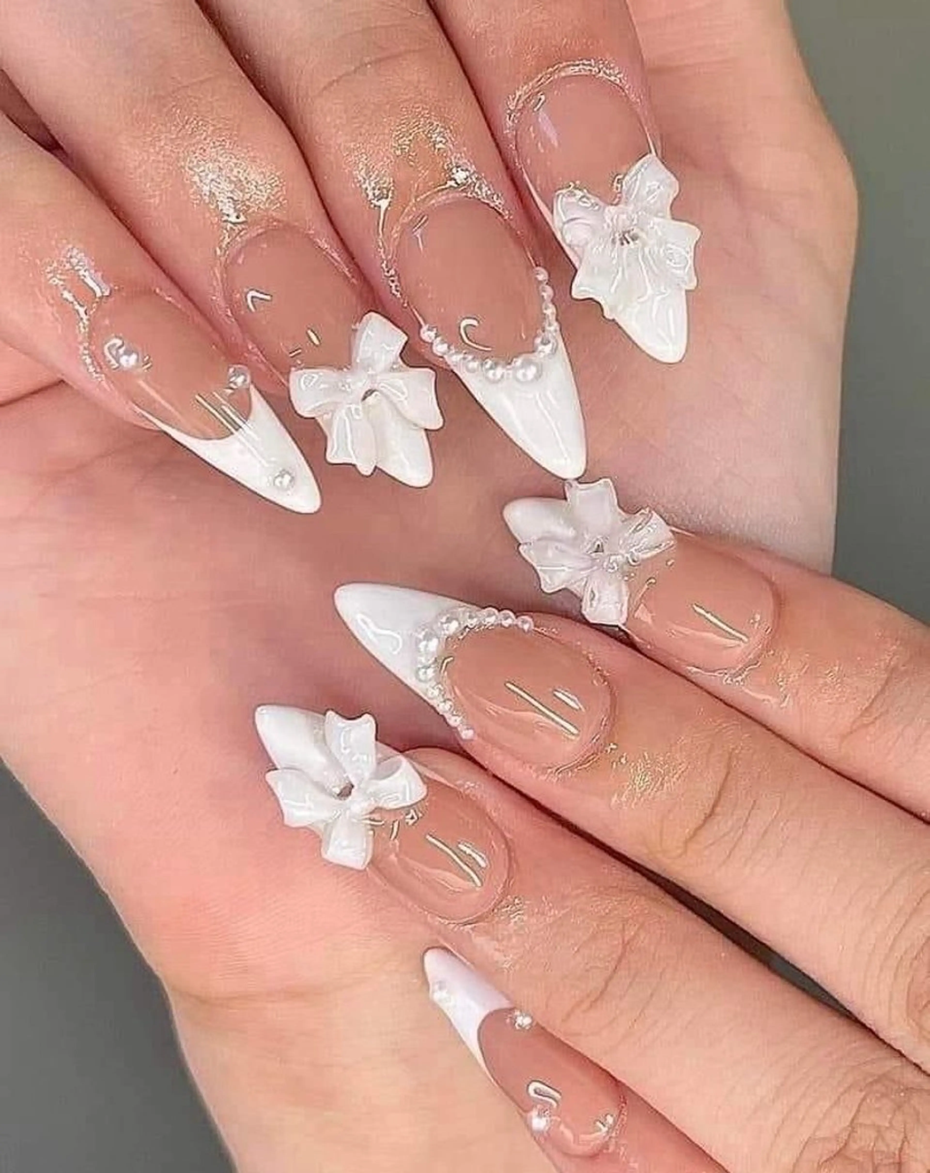 ネイル 長さ出し フレンチネイル 韓国ネイル 赤色 ネイルチップ ハンドネイル Lee Nailsのネイルデザイン