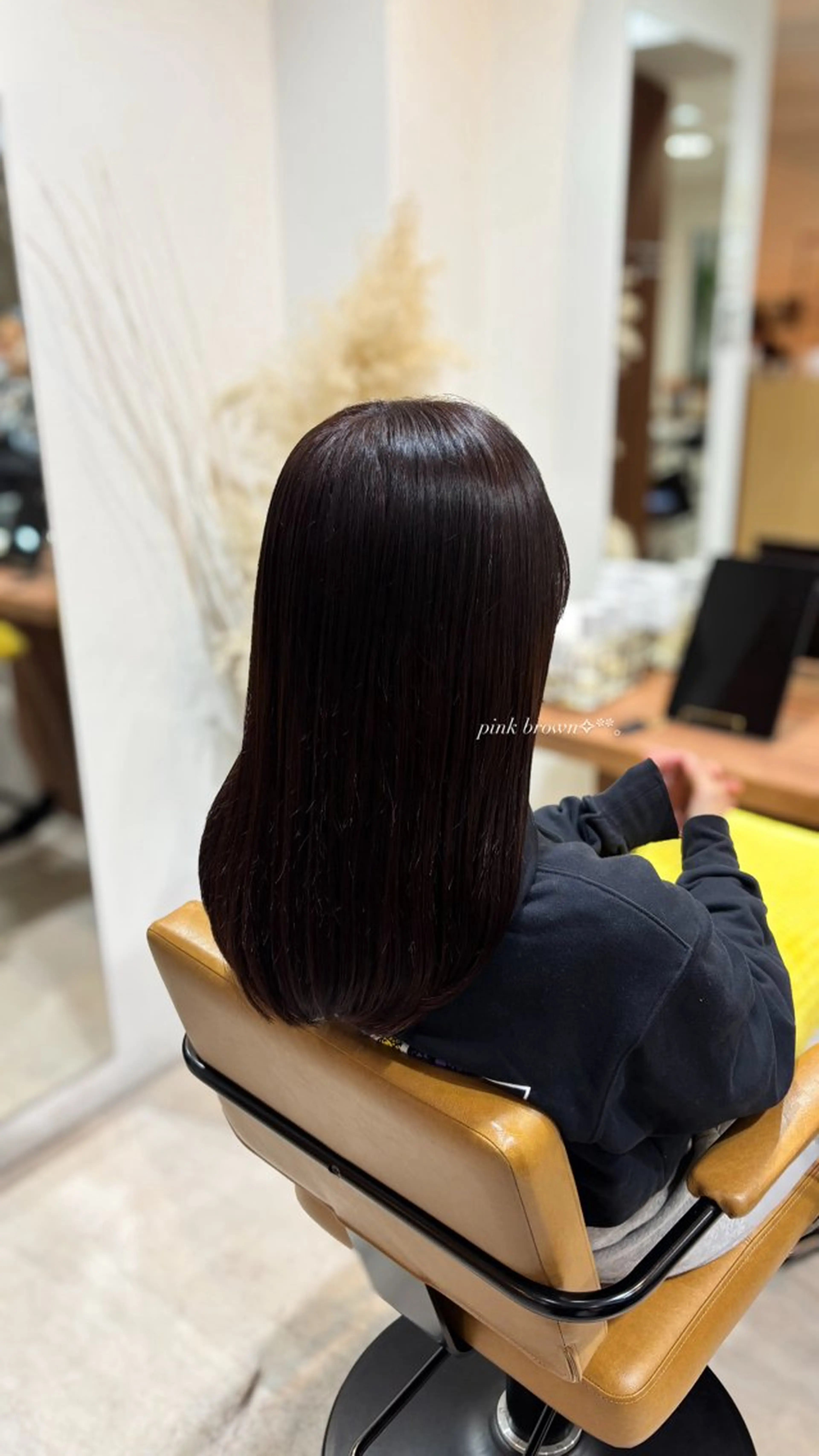 ロング HONOKA /透明感カラーのヘアスタイル