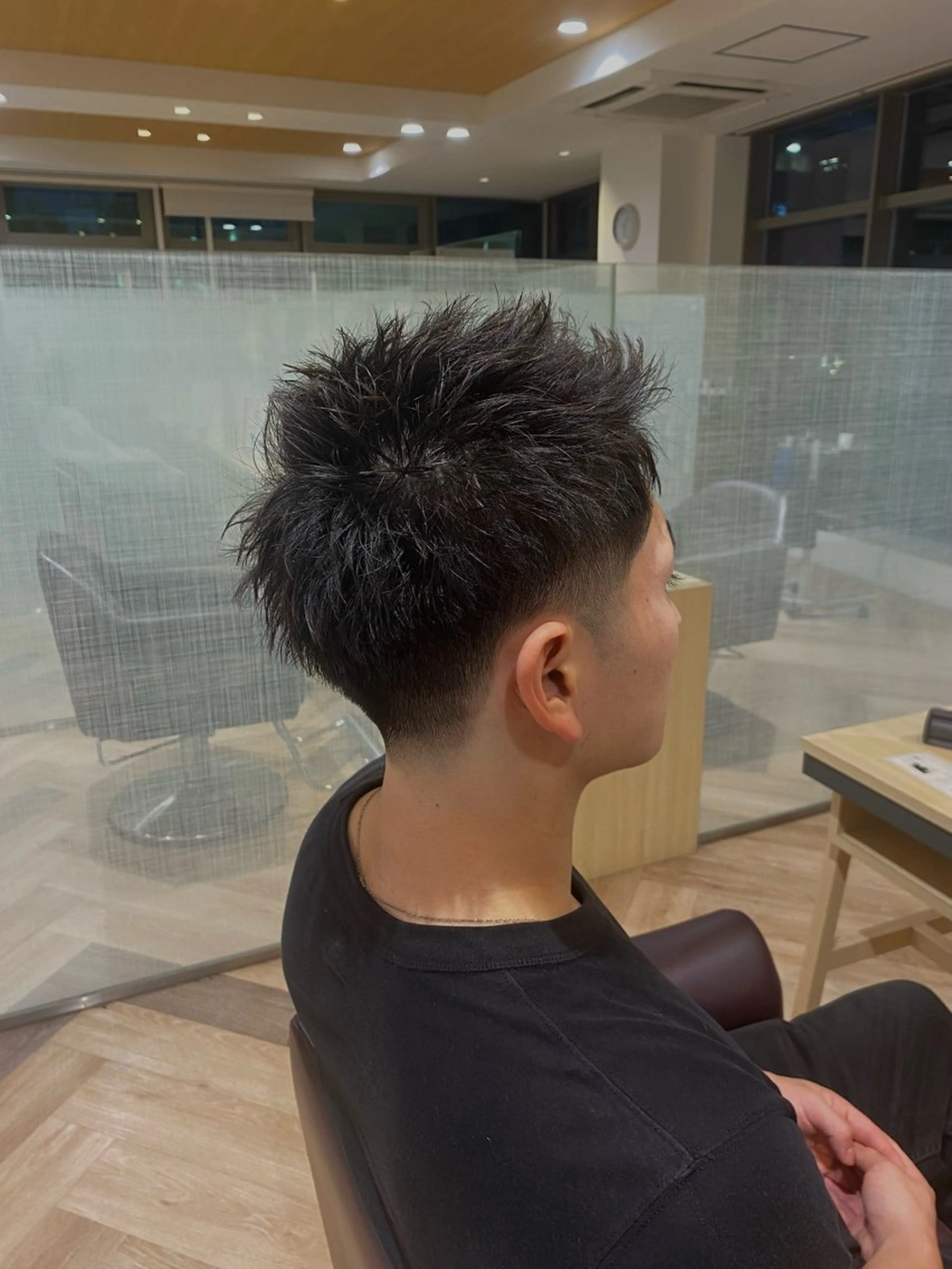 ショート メンズ フェードカット スパイキーショート 刈り上げ ショートヘア カット Yamada Ami🪐のヘアスタイル