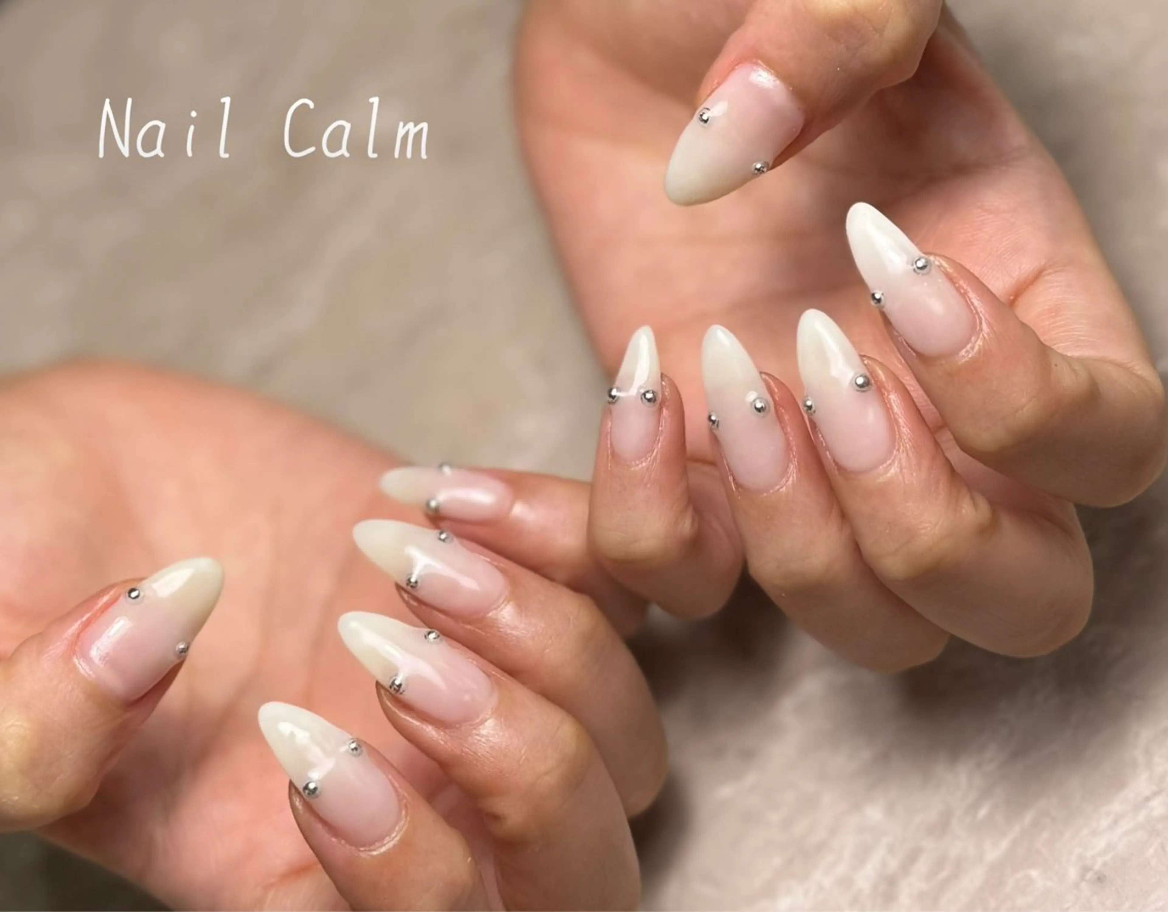 ネイル ホワイト ハンドネイル Nail Calm所属・プライベートサロン Calmのネイルデザイン