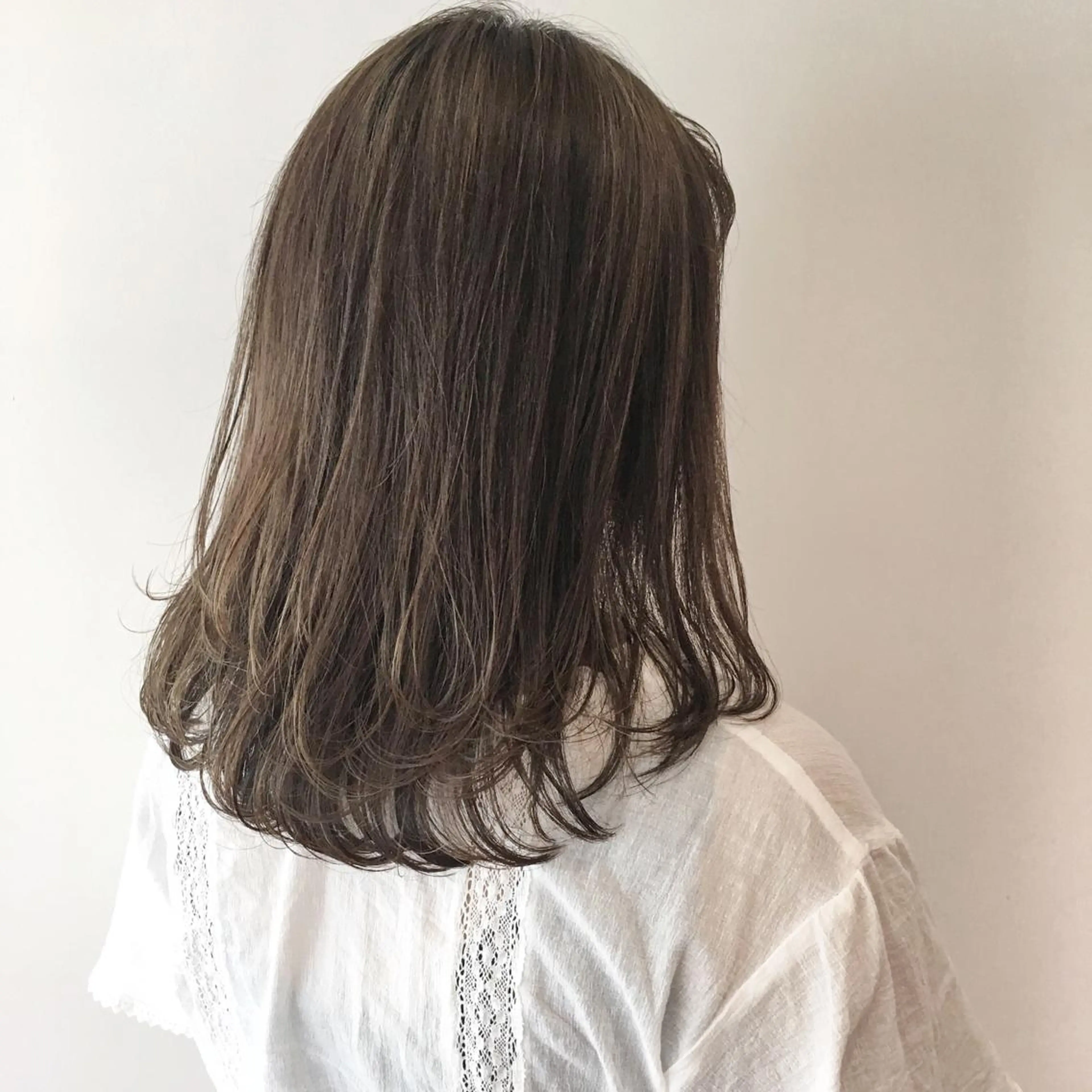 セミロング ハイライト ボブ/レイヤー 🌟梅田盛一🌟のヘアスタイル