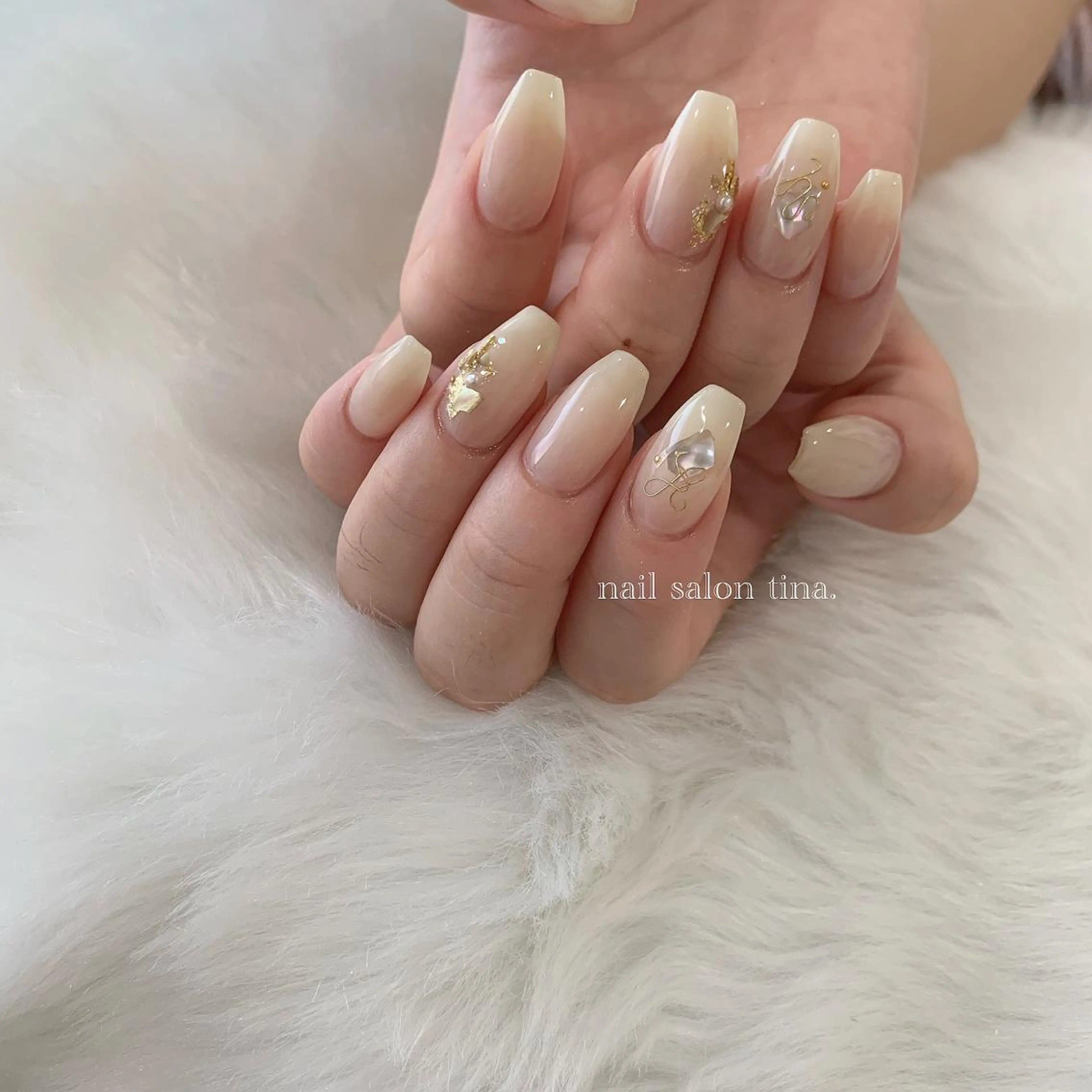 ネイル nail salon tina.所属・中山 はづきのネイルデザイン