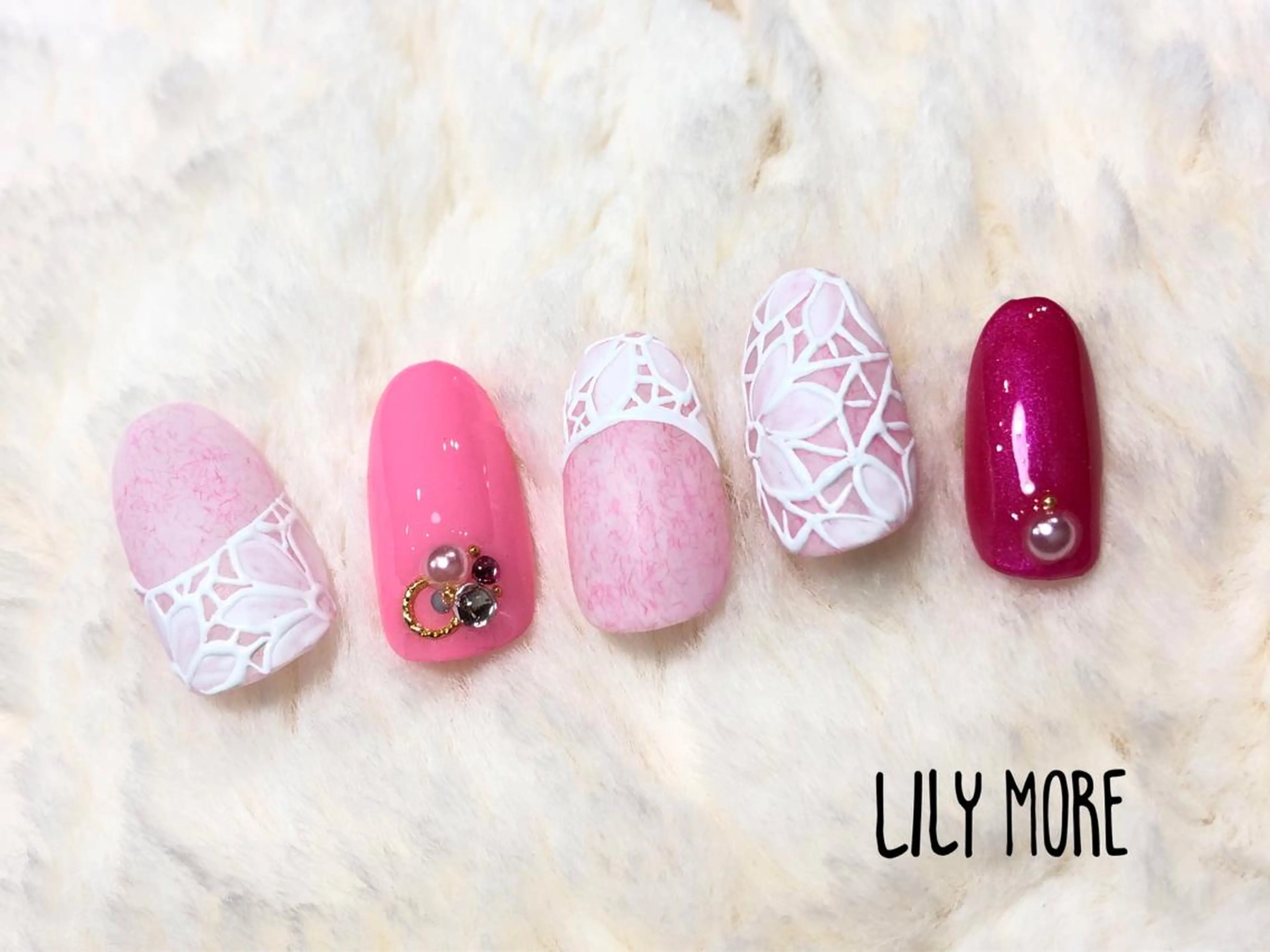 ネイル フラワーネイル レース Lily closetのネイルデザイン