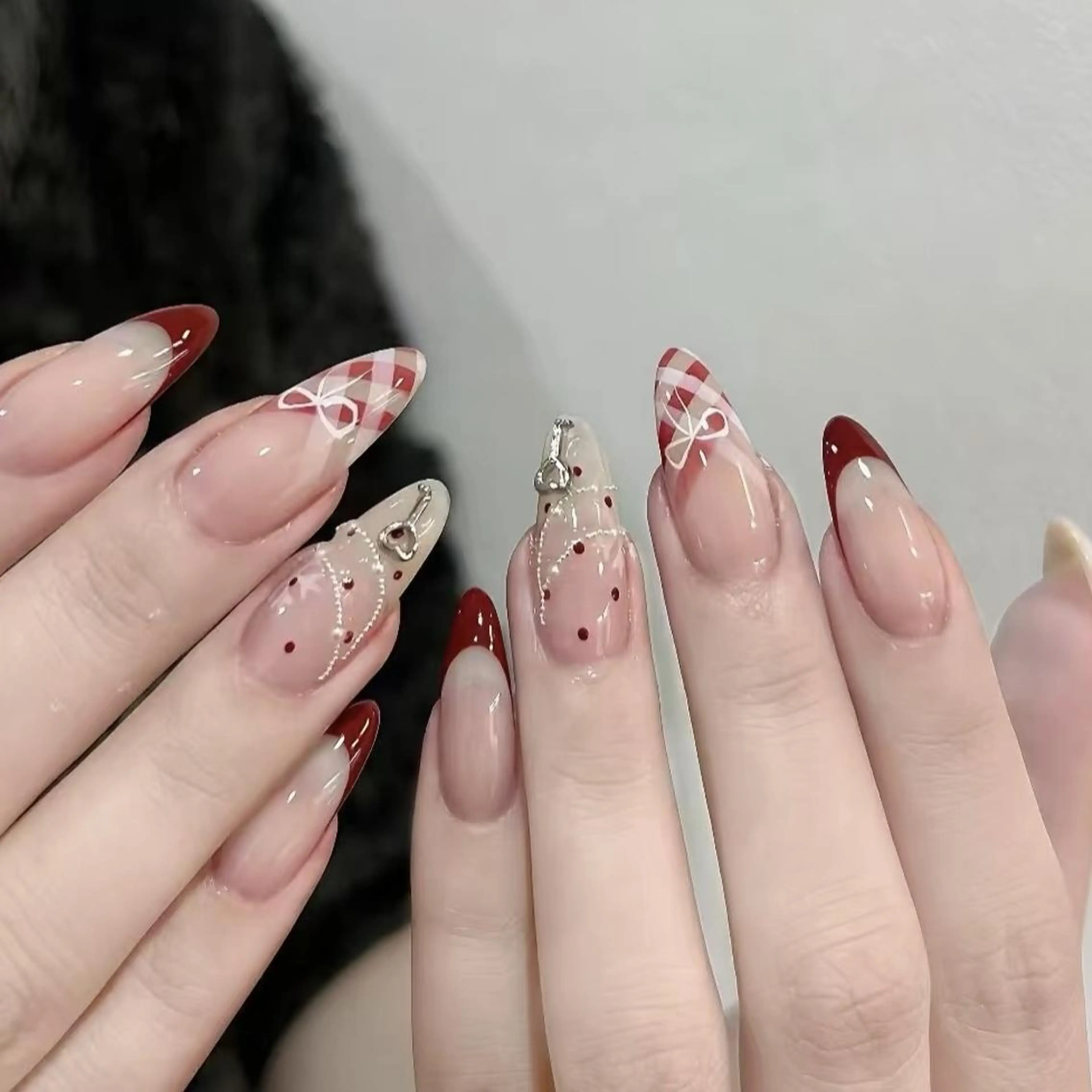 ネイル ハンドネイル 🎀 NaNa_nailのネイルデザイン