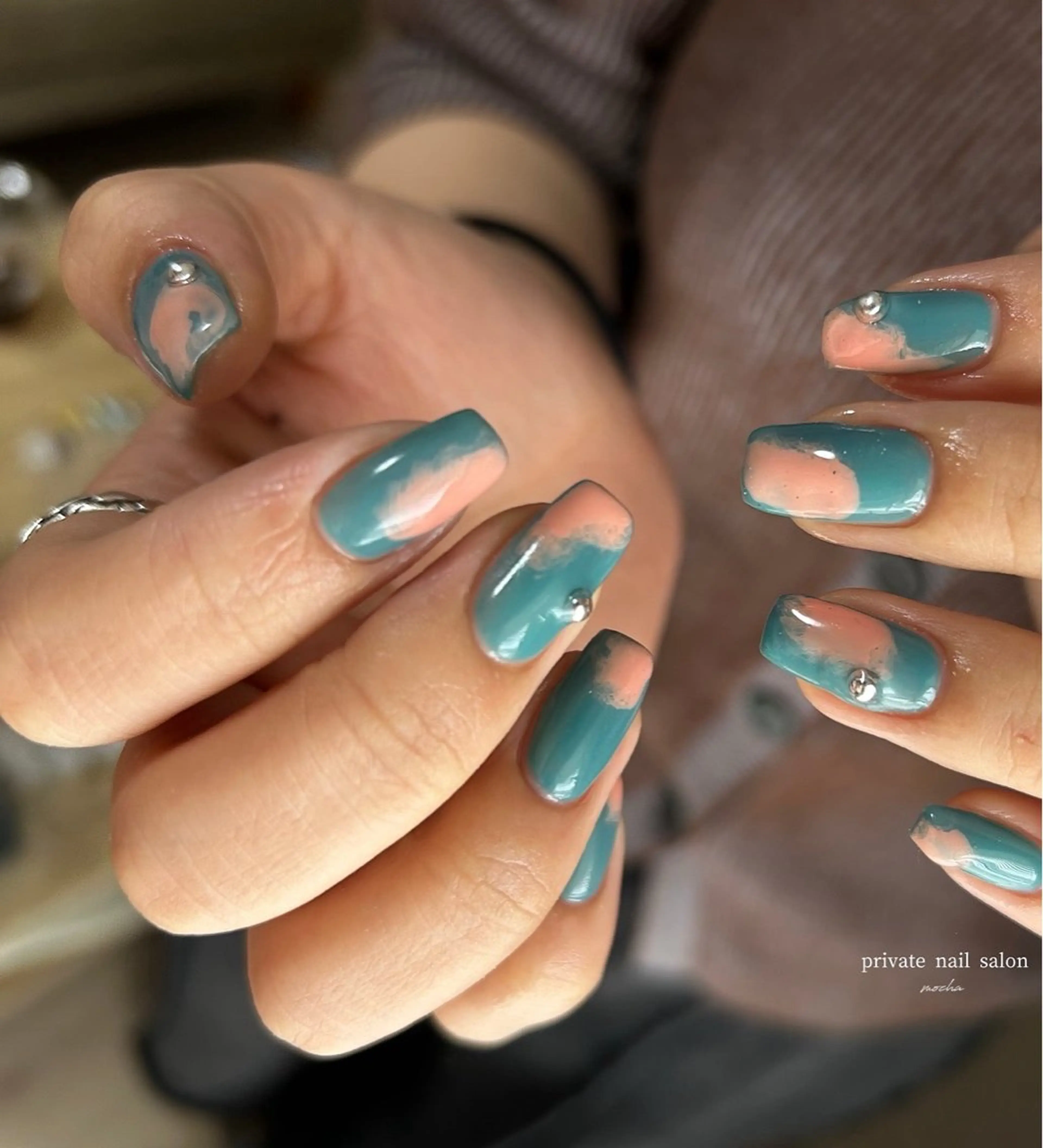 ネイル カジュアル フレンチネイル マグネットネイル ミラーネイル ニュアンスネイル ハンドネイル mocha nailのネイルデザイン