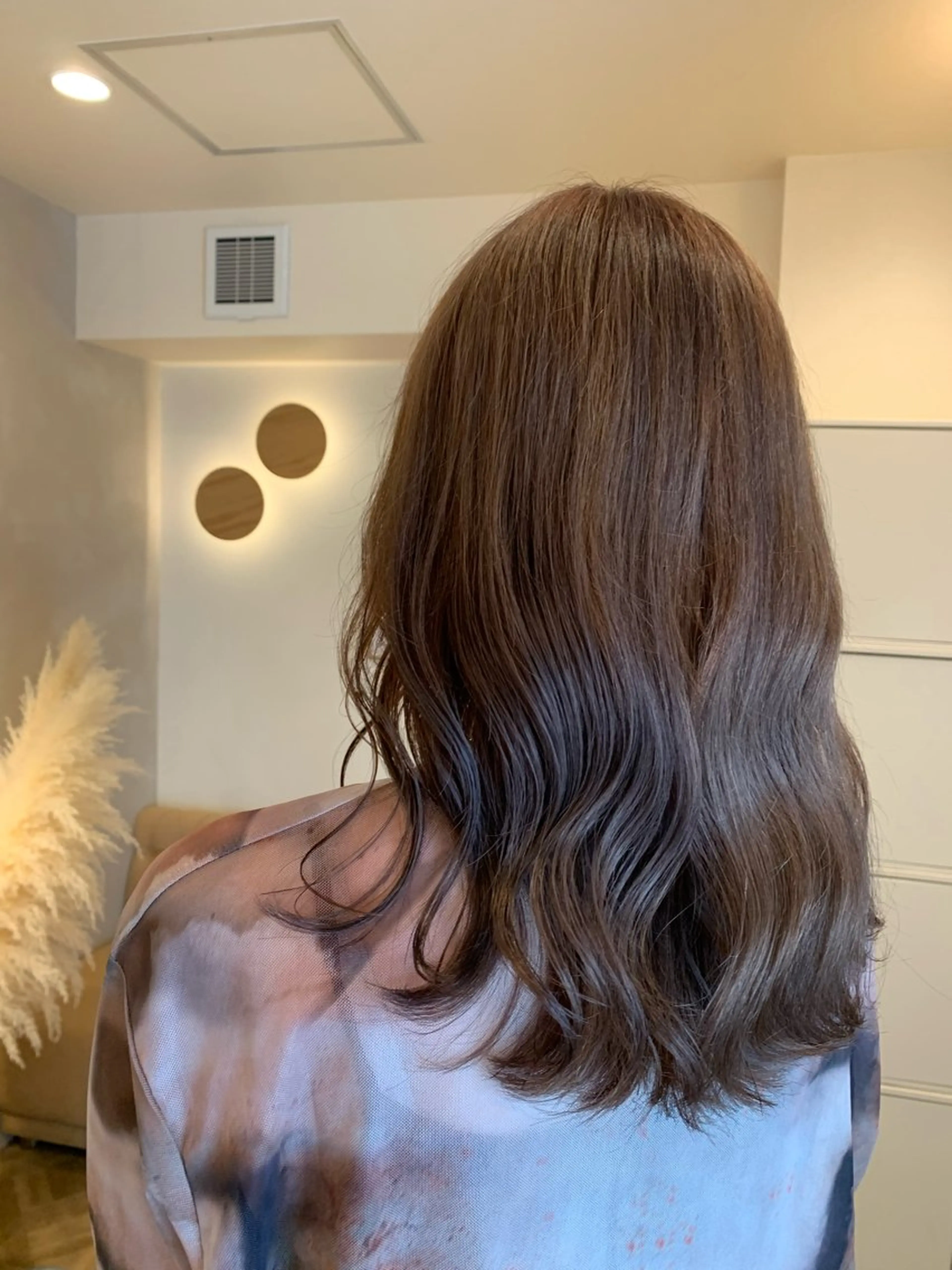 セミロング カラー 矢場町/ダブルカラー /レイヤー/アリサのヘアスタイル