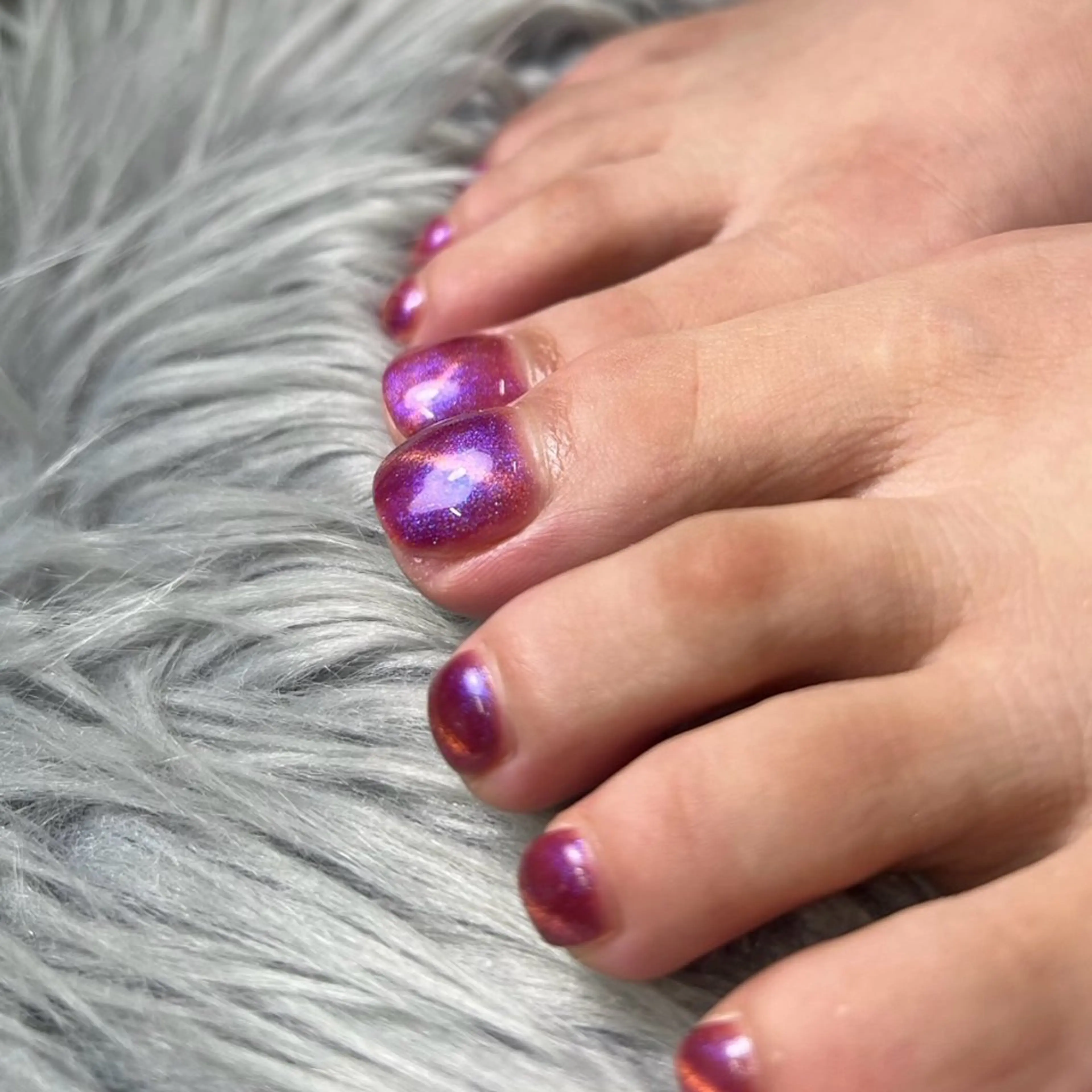 ネイル キラキラネイル マグネットネイル フットネイル Nail salon h所属・nail salon h🎀小夏のネイルデザイン