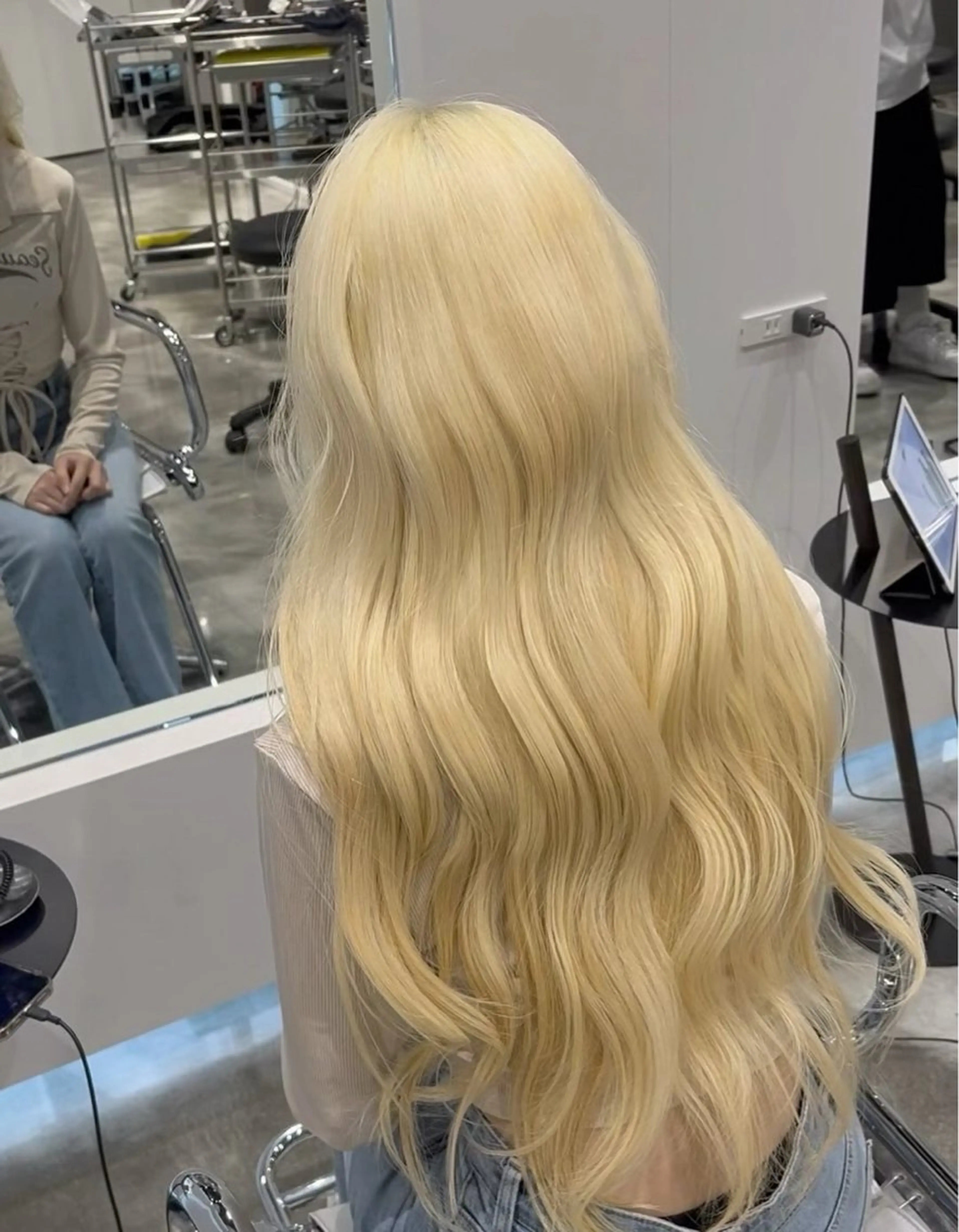 ケアブリーチリタッチの写真