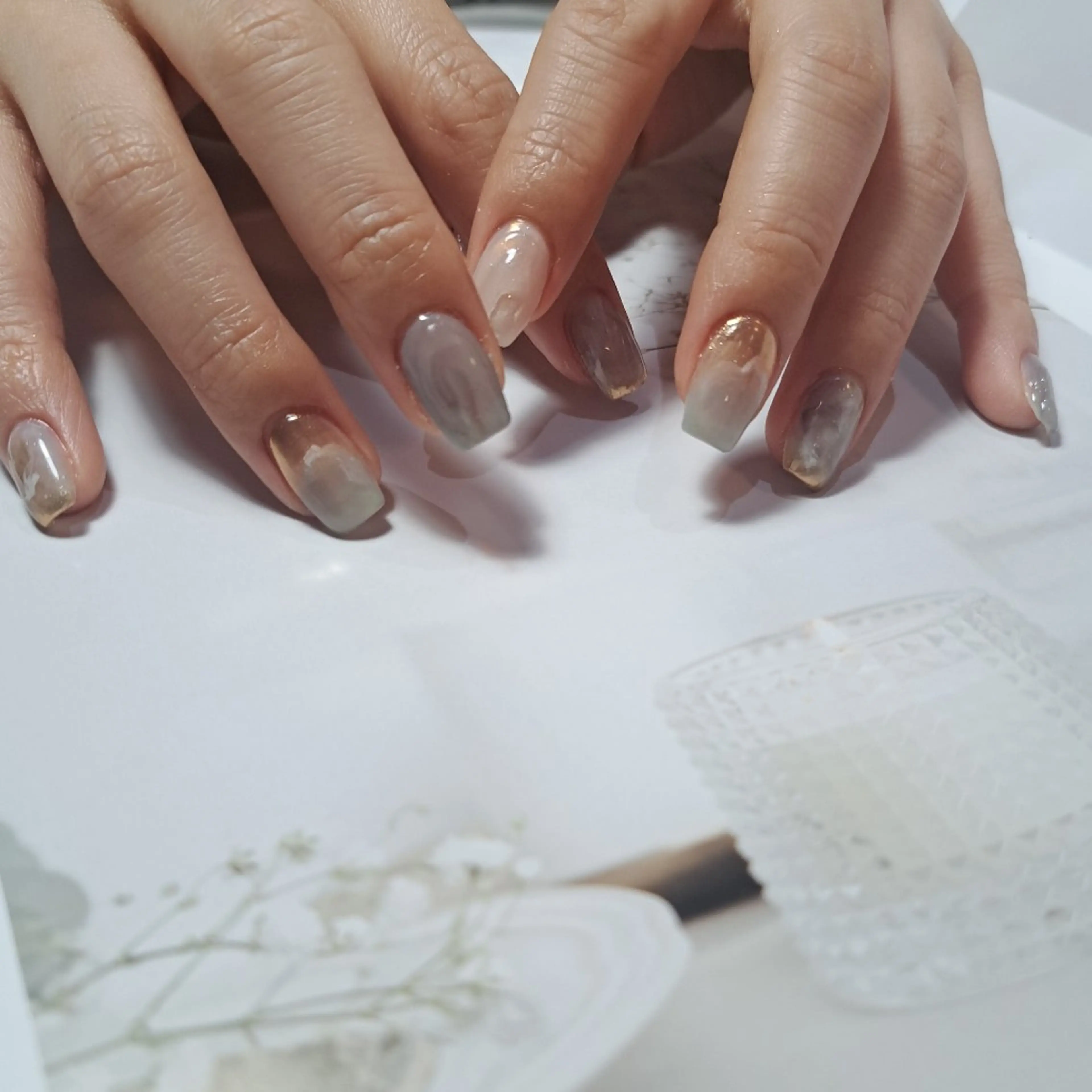 ネイル アートネイル ジェルネイル ミラーネイル 持ち込み ニュアンスネイル Nail mood /アートし放題のネイルデザイン